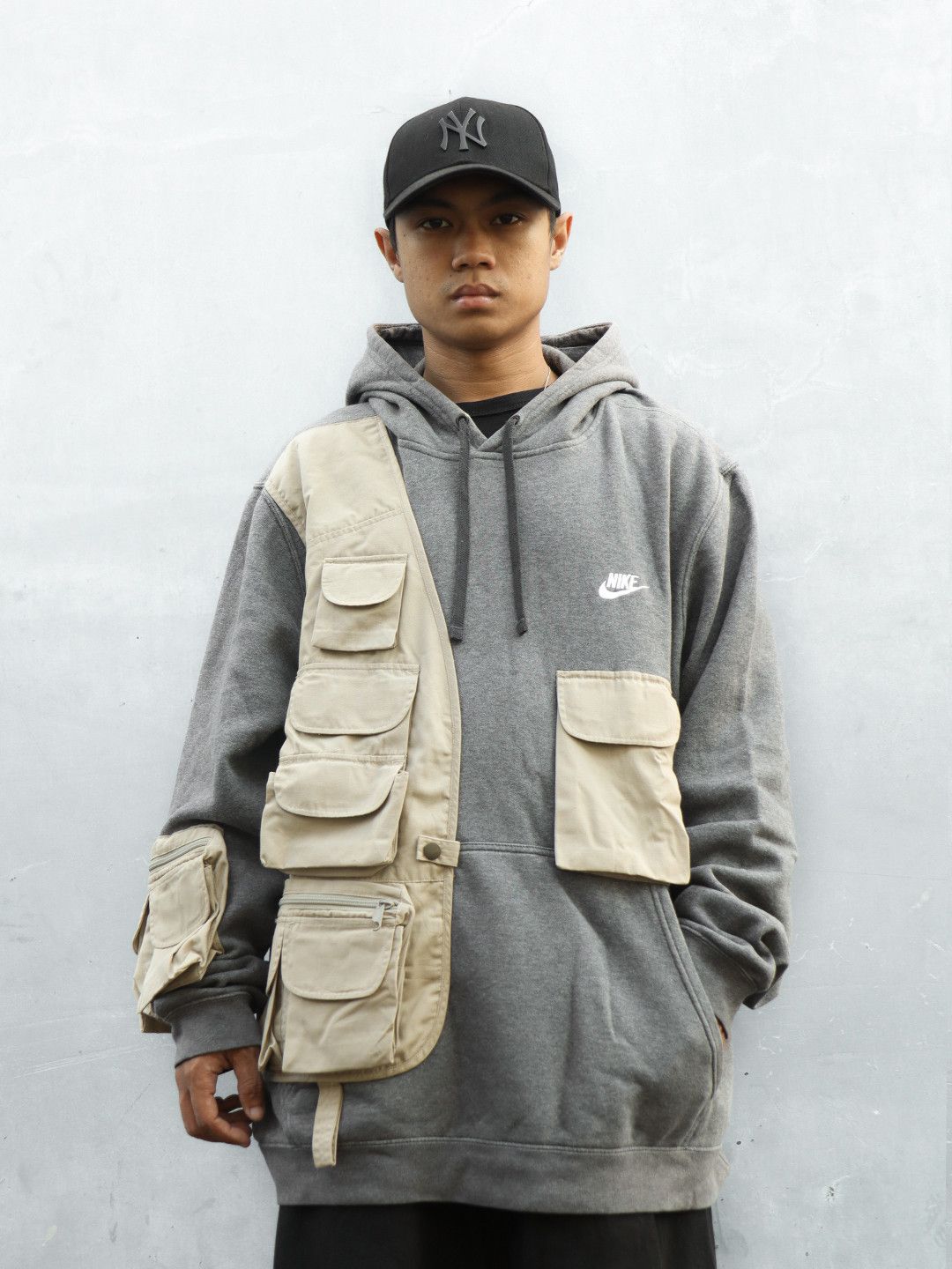 Nike × Streetwear Reworked Tactical Nike Hoodie Grey/Beige | Grailed