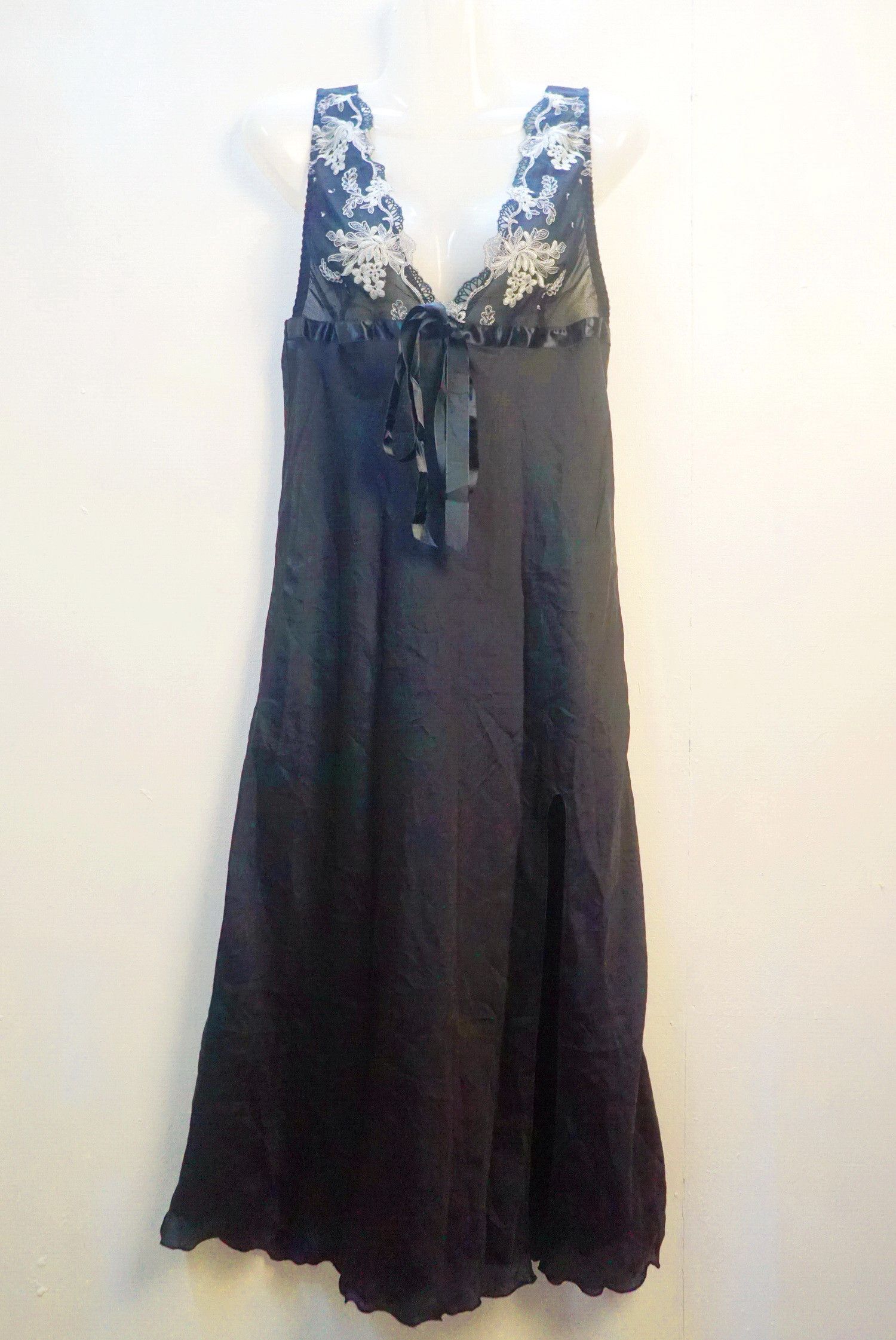 Designer × Vera Wang VERA WANG for Fidelia Night Dress Size M / US 6-8 / IT 42-44 - 3 Thumbnail