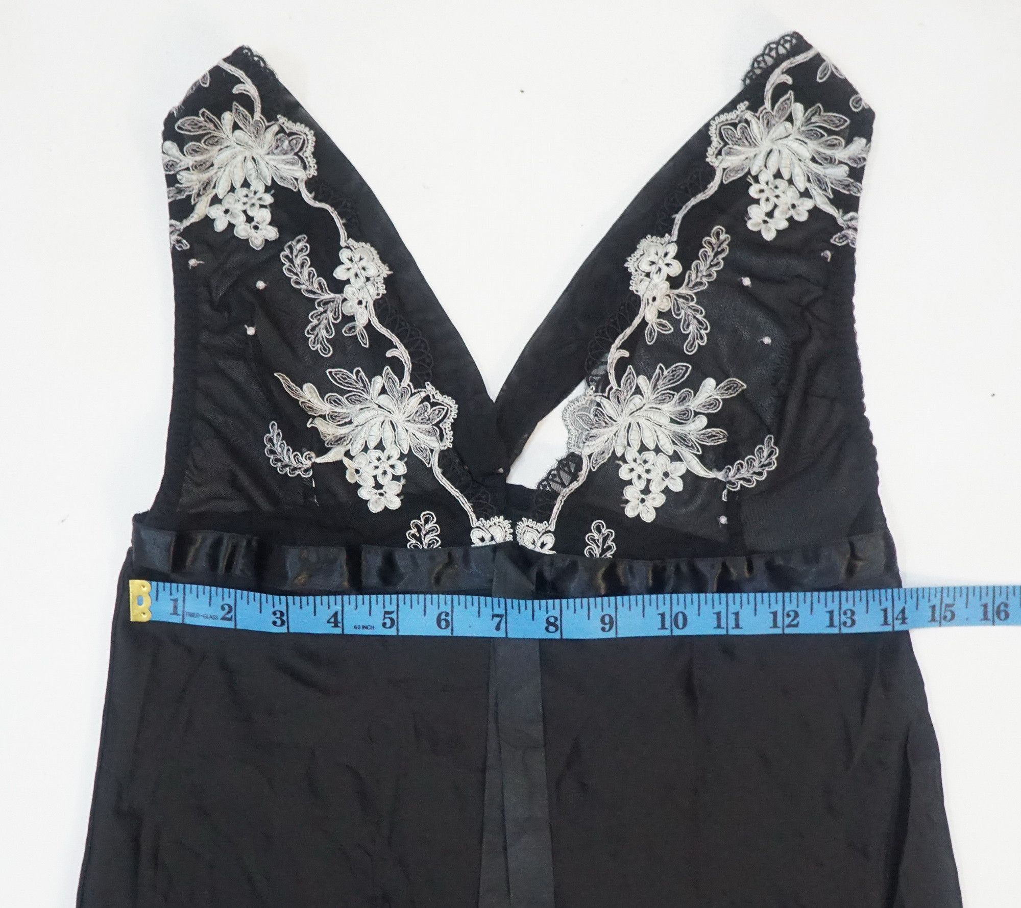 Designer × Vera Wang VERA WANG for Fidelia Night Dress Size M / US 6-8 / IT 42-44 - 9 Thumbnail