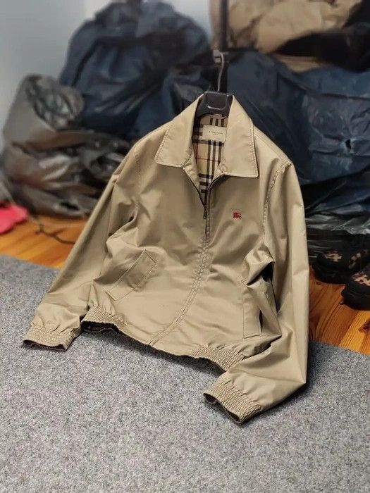 Burberry harrington hot sale jacket beige