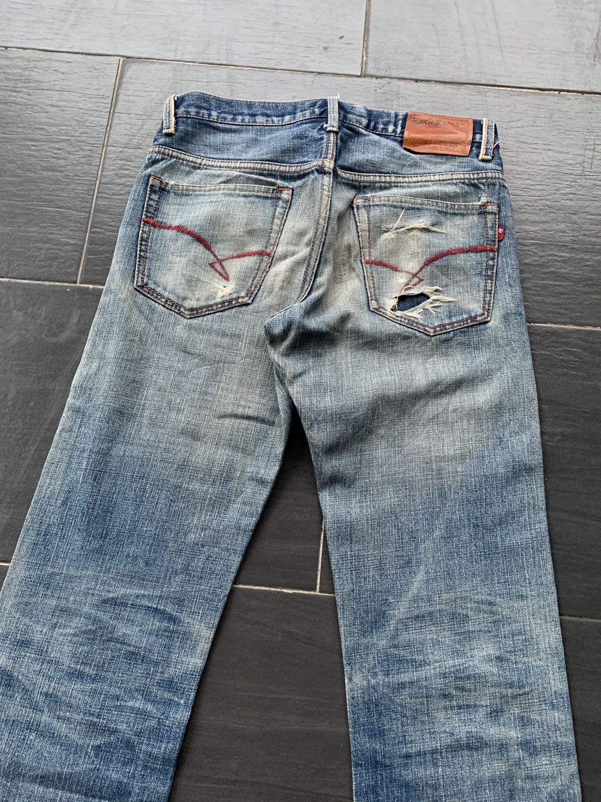 Japanese Brand Vintage Flash Report Selvedge Distressed Denim Size US 31 - 12 Thumbnail