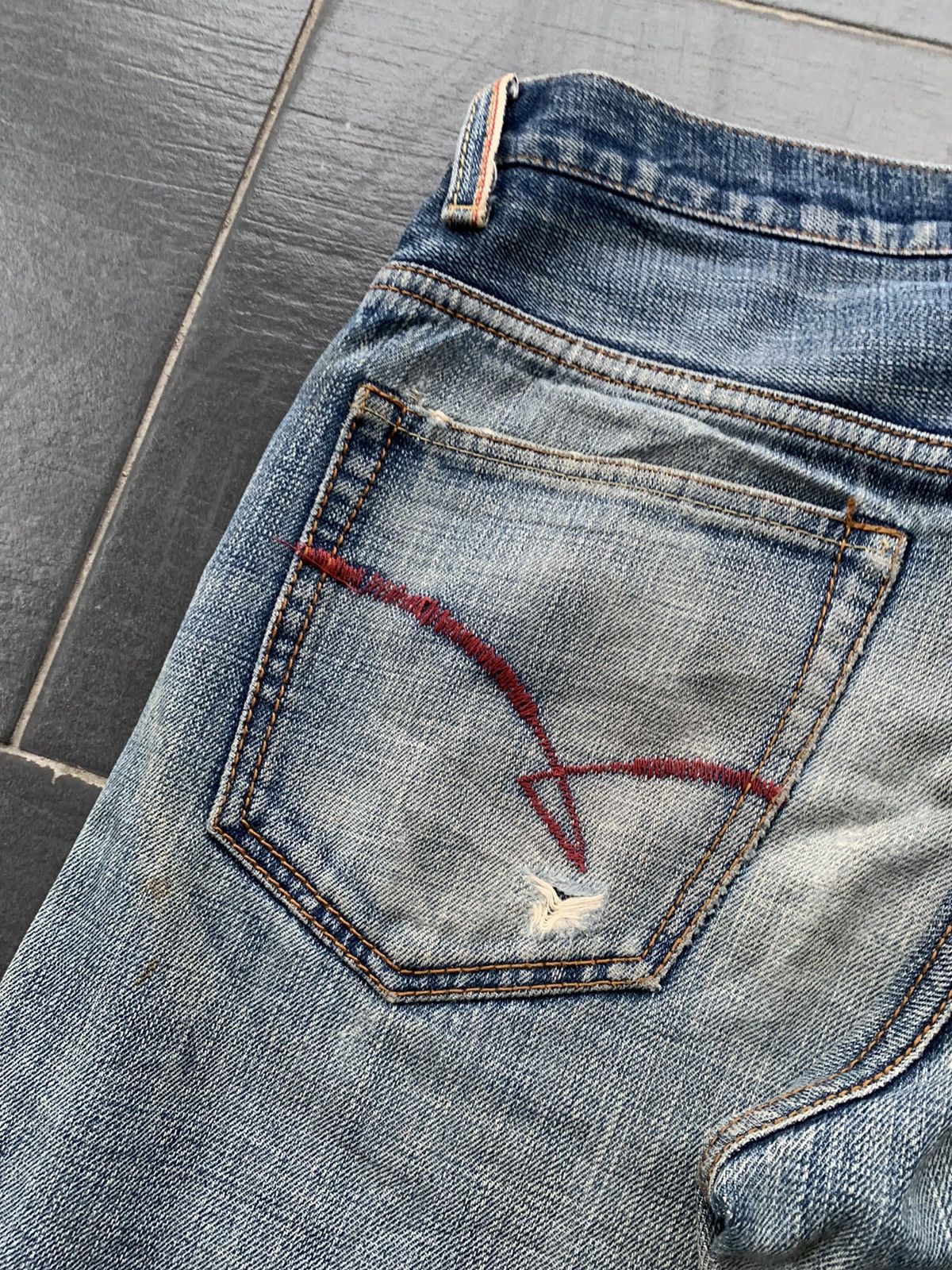 Japanese Brand Vintage Flash Report Selvedge Distressed Denim Size US 31 - 13 Thumbnail