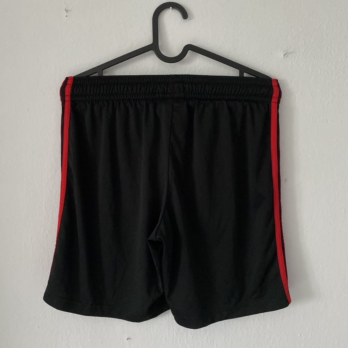 Adidas × Vintage 2011 2012 AC Milan Academy Adidas Vintage Soccer Shorts Kit Size US 32 / EU 48 - 5 Thumbnail