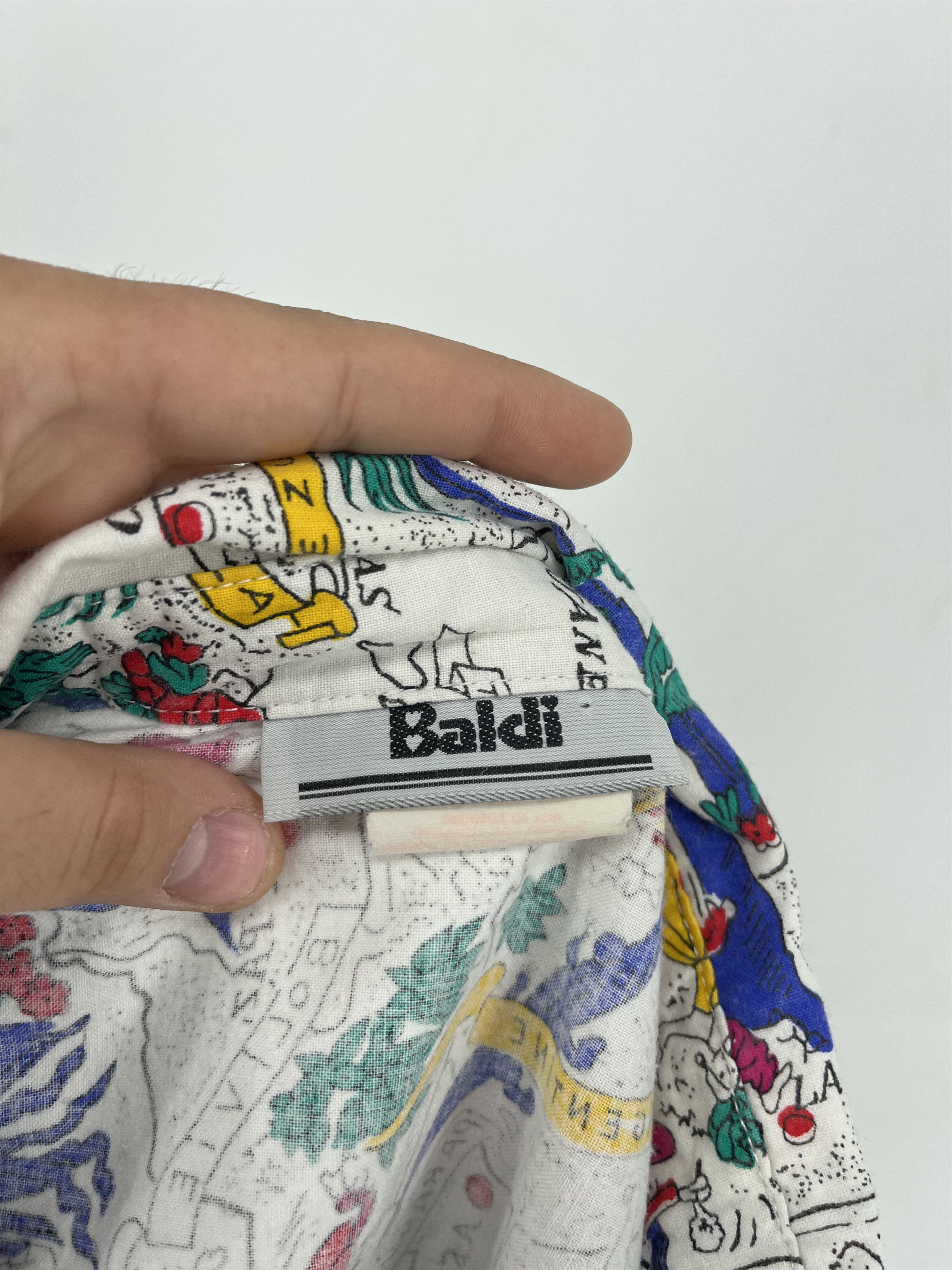 Vintage Mens Vintage Crazy Shirt BALI Indonesia Hawaiian Size L Size US L / EU 52-54 / 3 - 11 Thumbnail