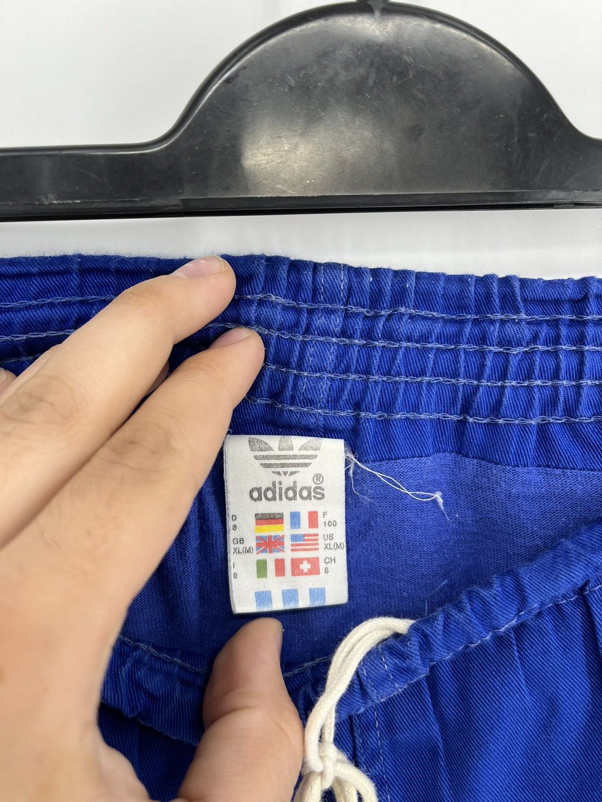 Adidas 90s Vintage Adidas Streetwear Mini Logo Shorts Travis Style Size US 36 / EU 52 - 7 Thumbnail