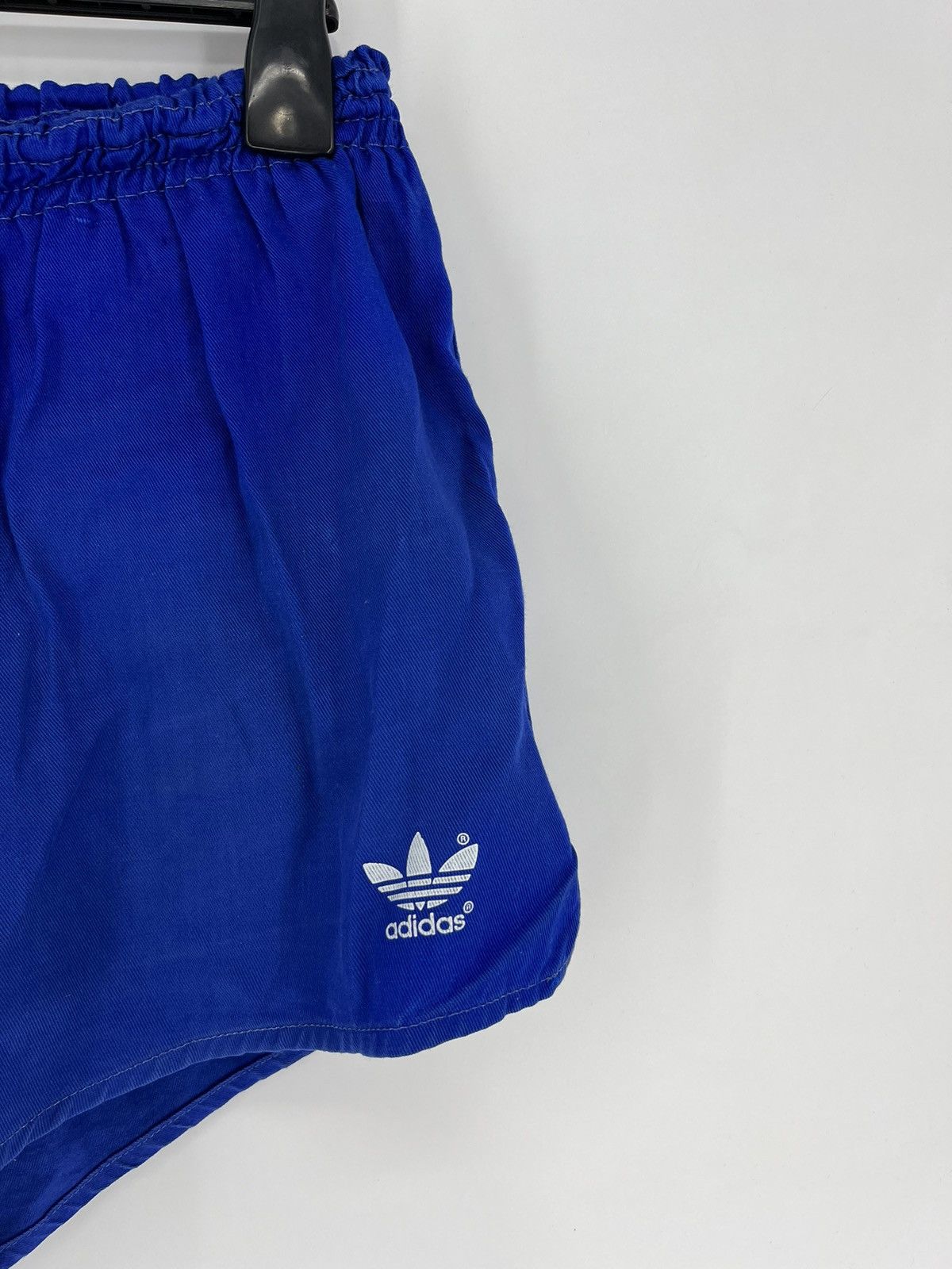 Adidas 90s Vintage Adidas Streetwear Mini Logo Shorts Travis Style Size US 36 / EU 52 - 4 Thumbnail