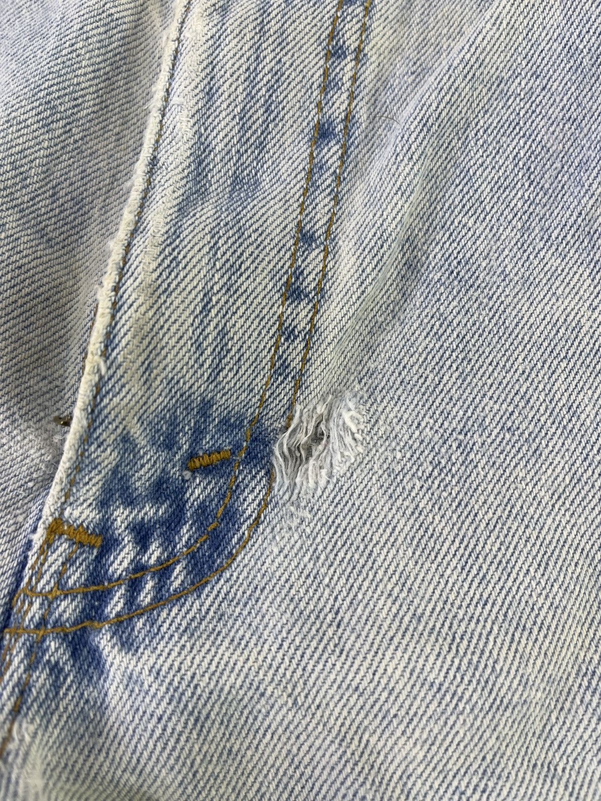 Levi's 90’s Vintage Levi's 560 Light Wash Jeans - J771 Size US 33 - 8 Thumbnail