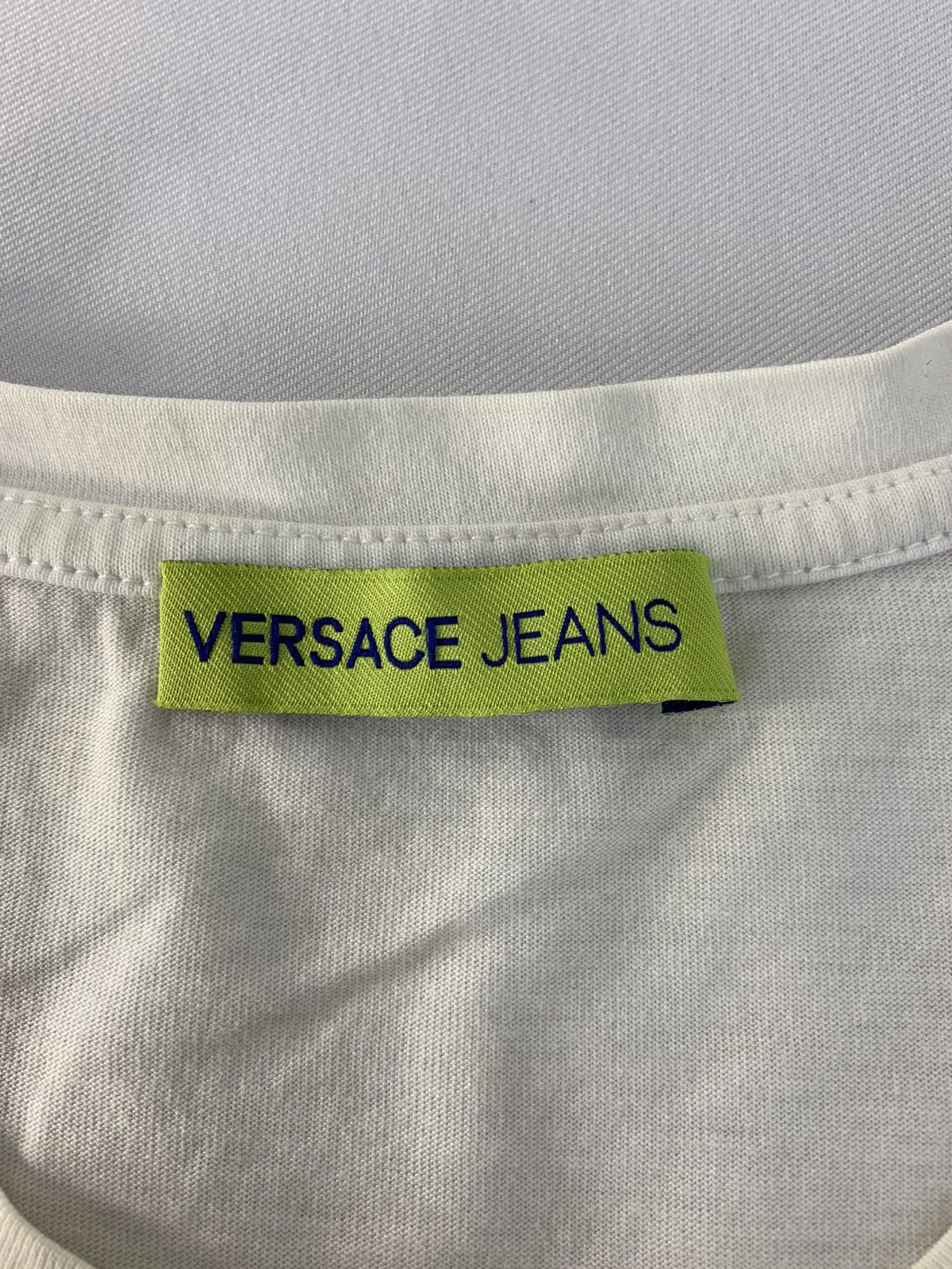 Versace Rare Versace Jeans Antique Baroque Over Printed Tee Unisex Size S / US 4 / IT 40 - 3 Thumbnail