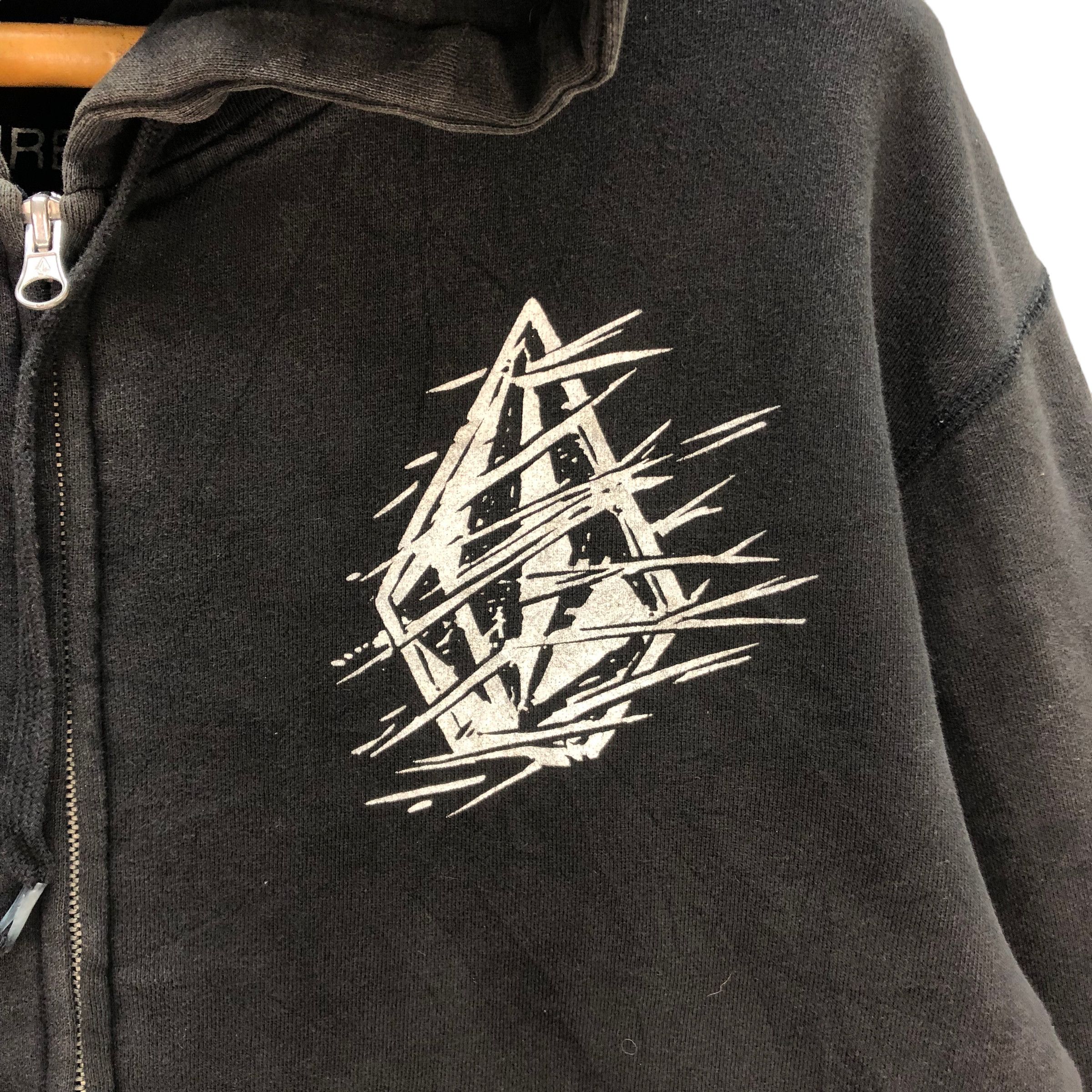 Volcom VOLCOM FEATURED ARTIST FALL 2007 COLLECTION HOODIE #7376-140 Size US M / EU 48-50 / 2 - 9 Thumbnail