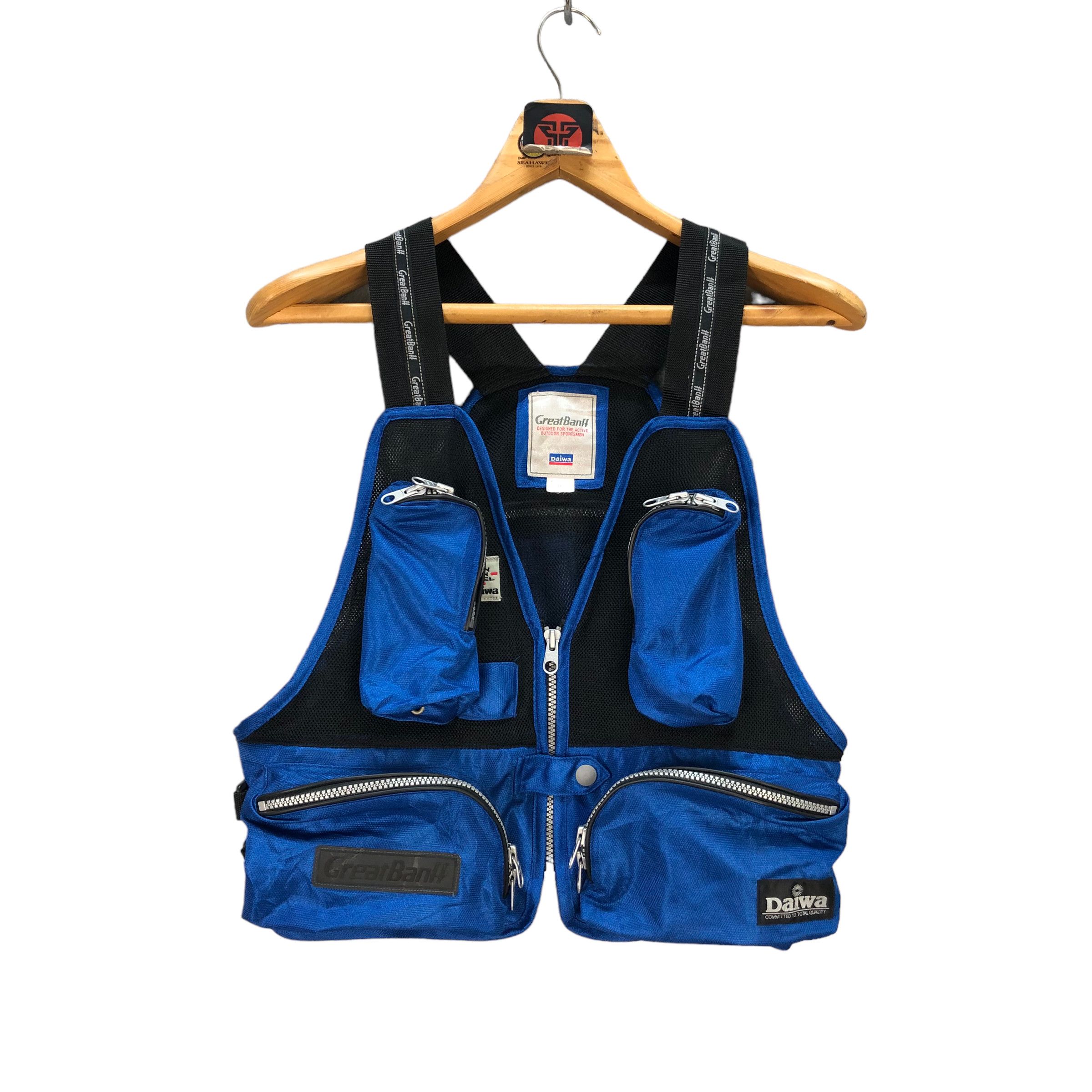 image of Chaos Fishing Club x Daiwa Vintage Daiwa Great Banff Multipocket Vest 7388-142 in Blue (Size Medium