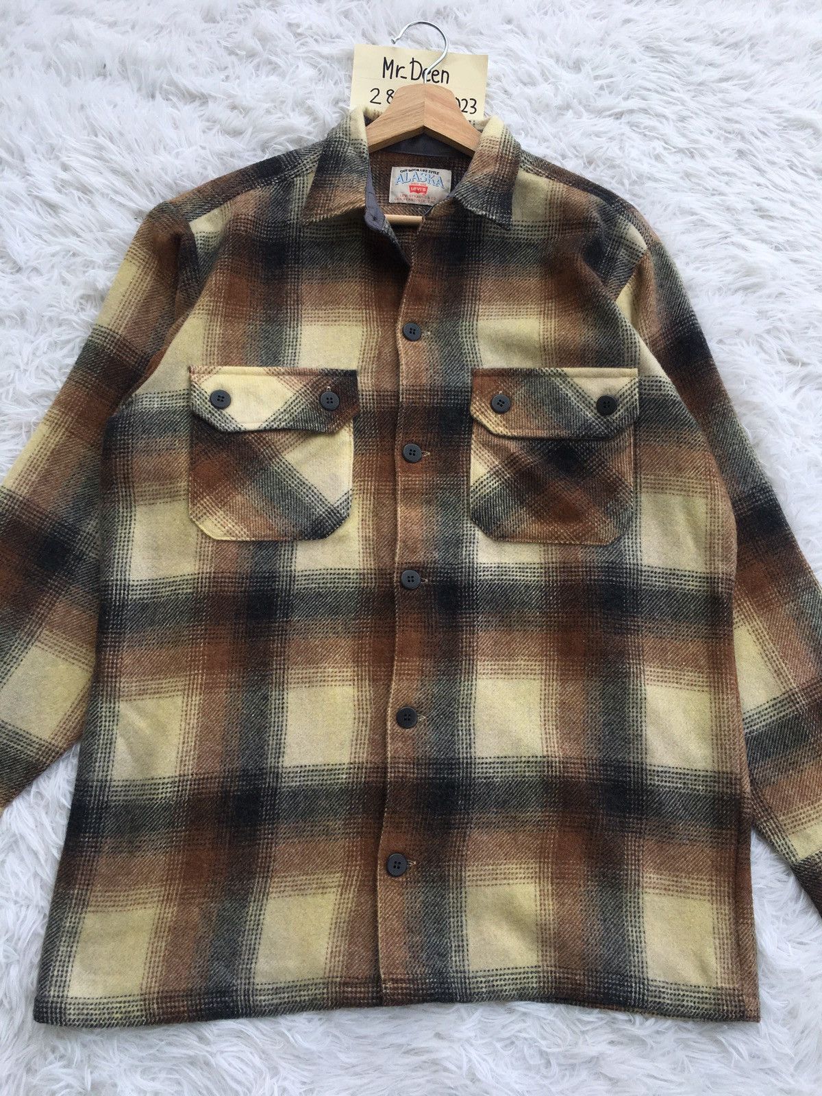 Levi's Vintage Levi’s Checkered Flannel Shirt Size US L / EU 52-54 / 3 - 5 Thumbnail