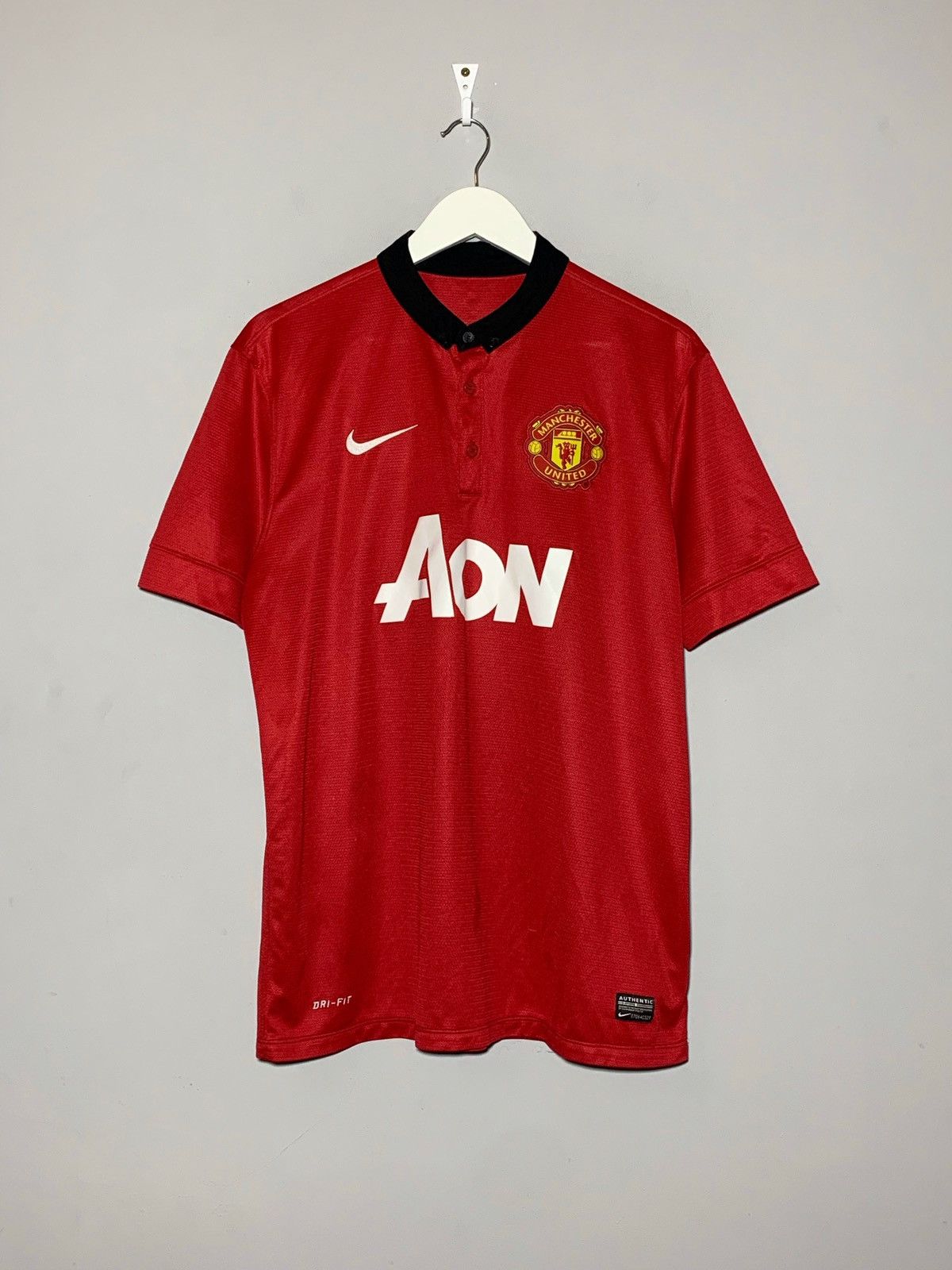 Nike Manchester United 2013/14 Y2k Streetwear Football Shirt Size US L / EU 52-54 / 3 - 1 Thumbnail