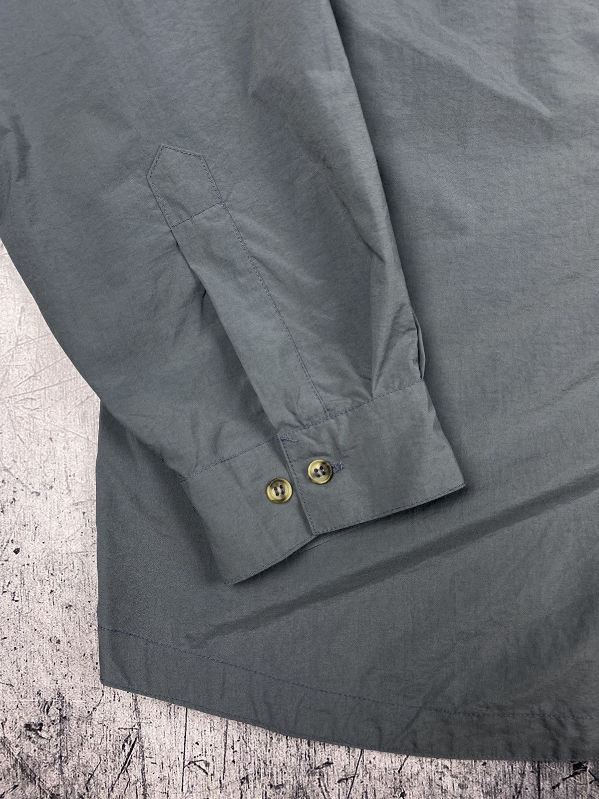 Mountain Hardwear Mountain Hardwear Outdoor Butto Up Shirt Size XL Size US XL / EU 56 / 4 - 6 Thumbnail