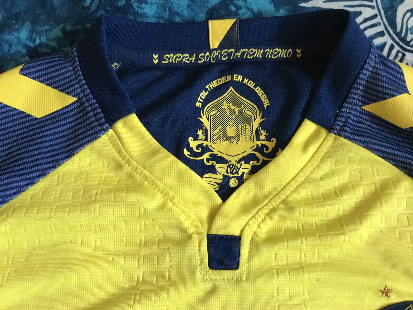 Hummel Hummel Brondby IF 18/19 BIF football Soccer Jersey 27 Crone Size US L / EU 52-54 / 3 - 11 Thumbnail