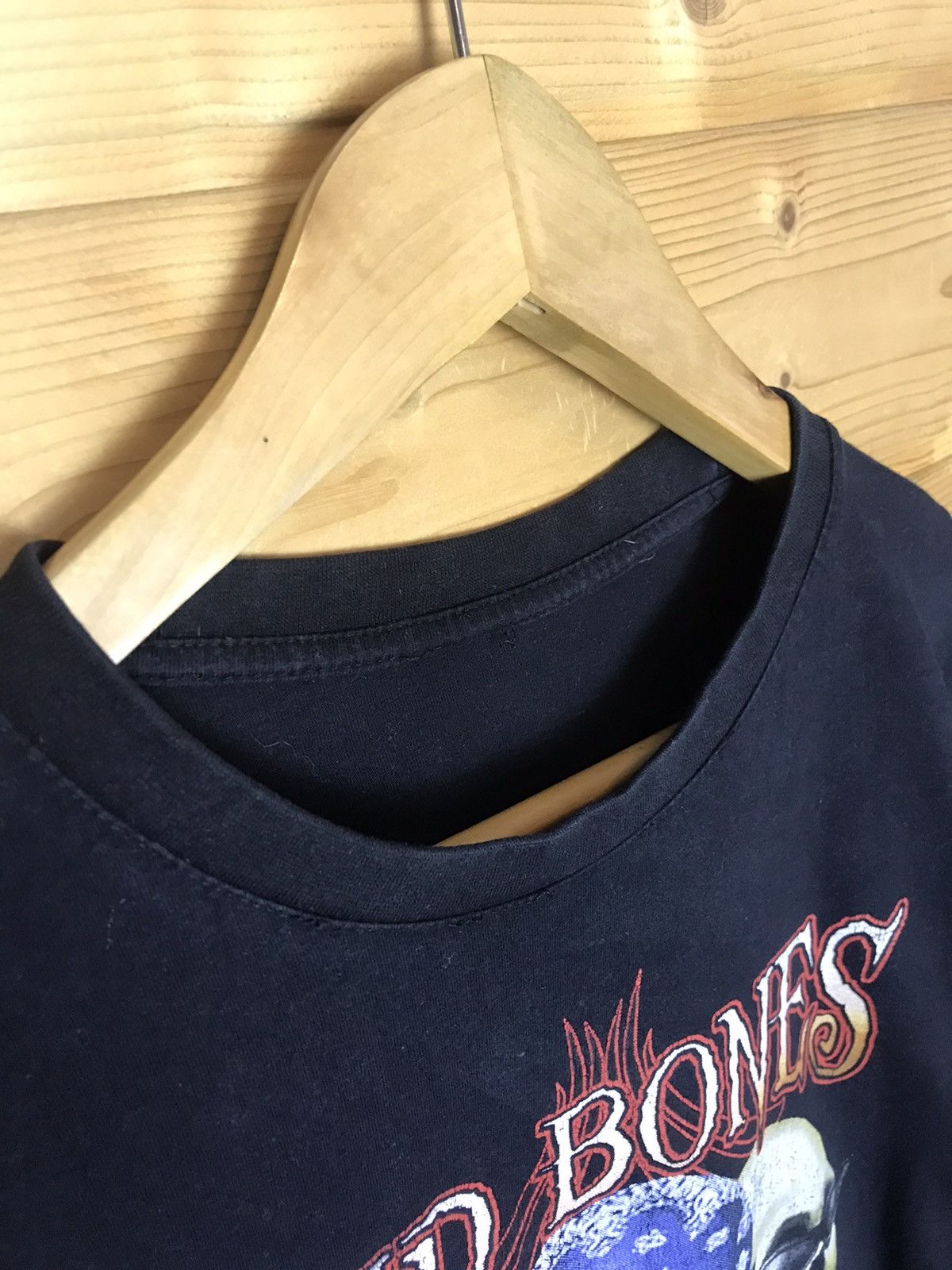 Vintage Vintage Bad Bones t-shirt Size US XL / EU 56 / 4 - 6 Thumbnail