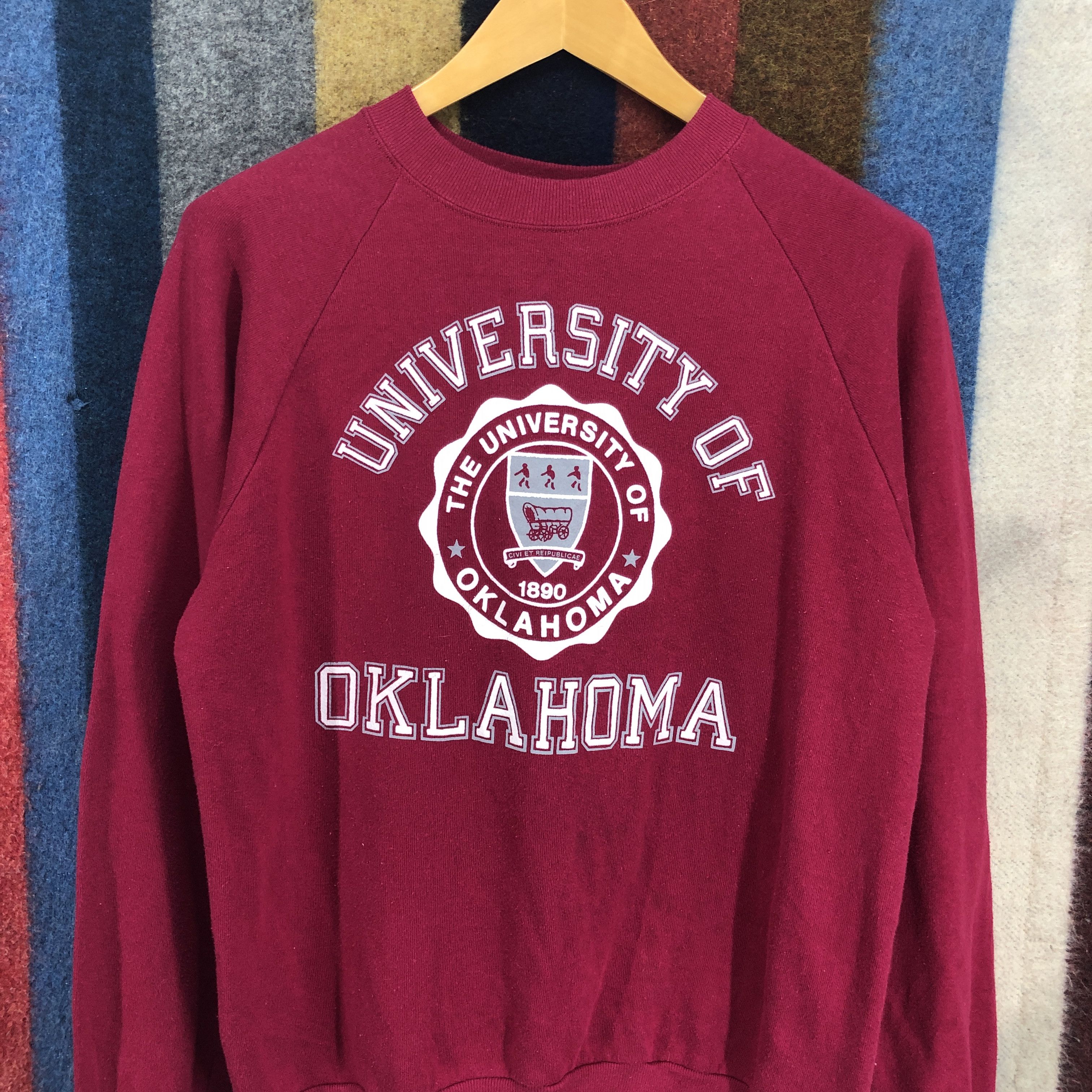 Vintage 90s Vintage UNIVERSITY OF OKLAHOMA Sweatshirt #0528/V Size US M / EU 48-50 / 2 - 2 Thumbnail