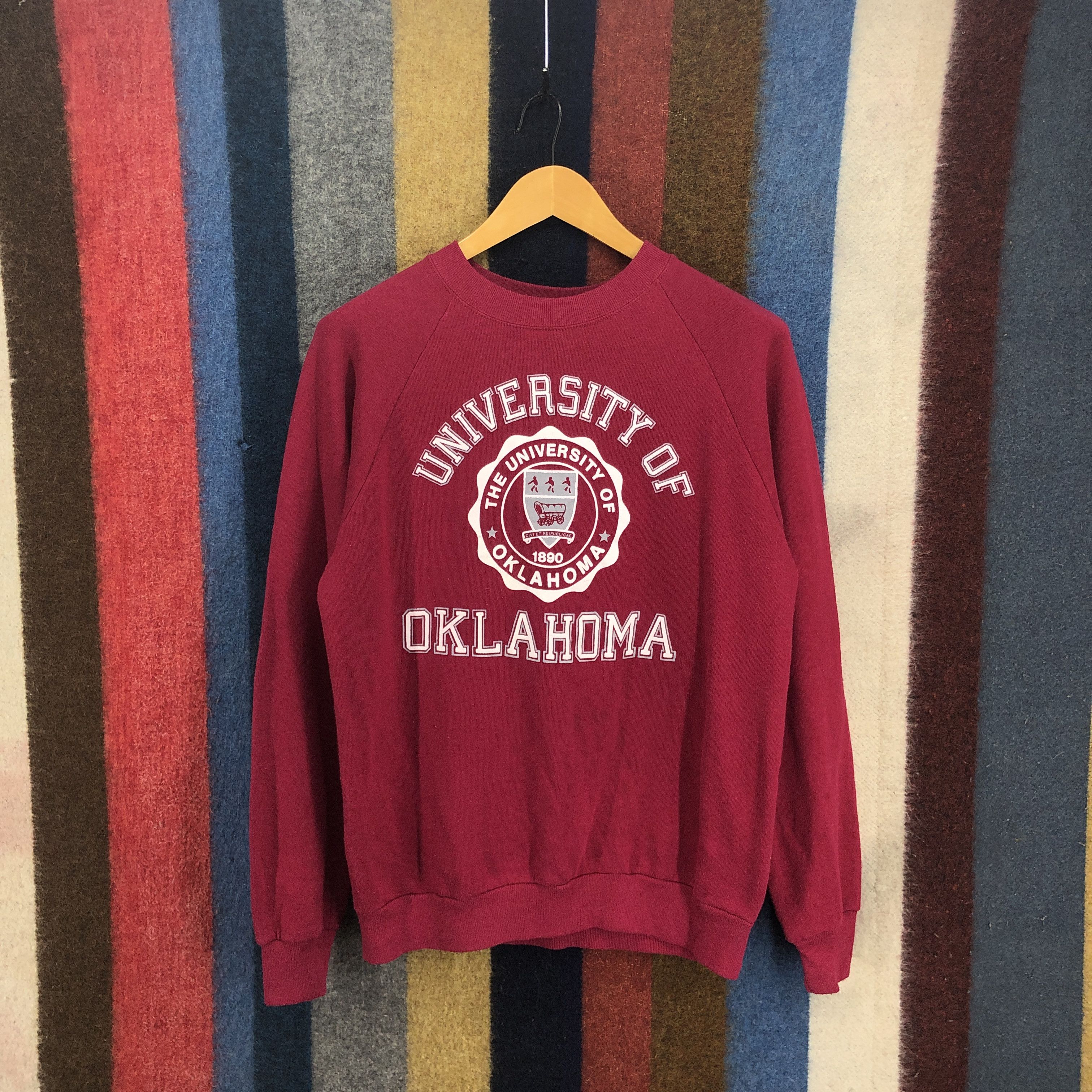 Vintage 90s Vintage UNIVERSITY OF OKLAHOMA Sweatshirt #0528/V Size US M / EU 48-50 / 2 - 1 Thumbnail