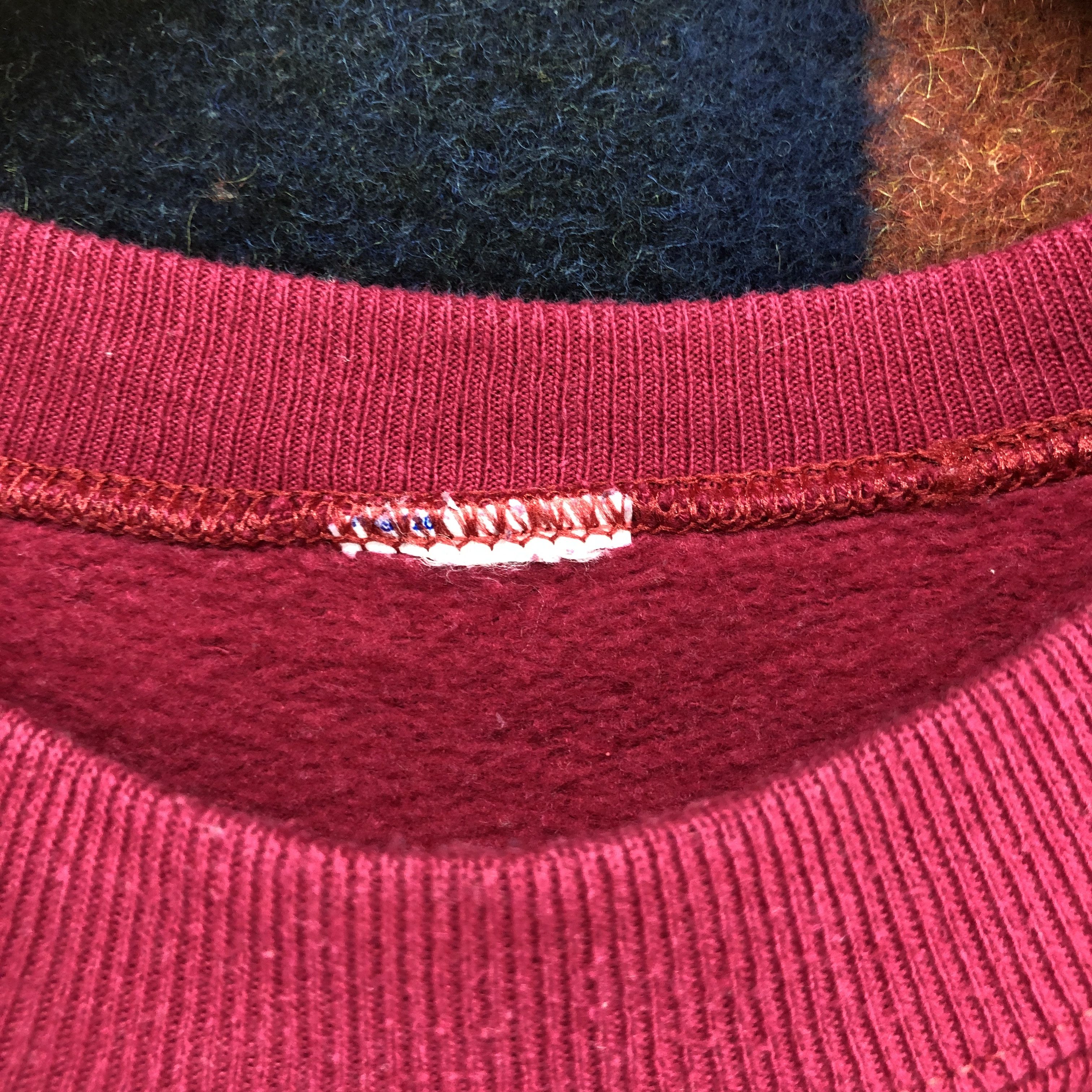 Vintage 90s Vintage UNIVERSITY OF OKLAHOMA Sweatshirt #0528/V Size US M / EU 48-50 / 2 - 6 Thumbnail