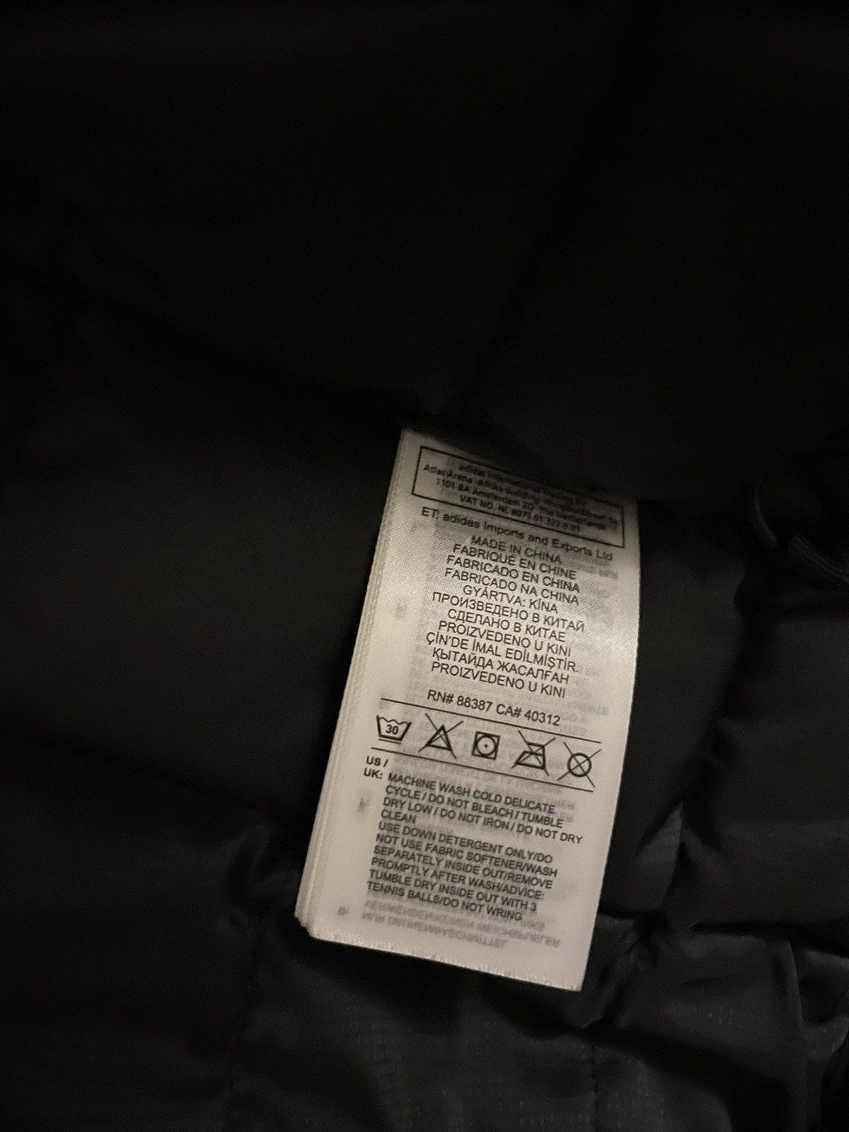 Adidas Adidas Down Jacket Sz M Size US M / EU 48-50 / 2 - 4 Thumbnail