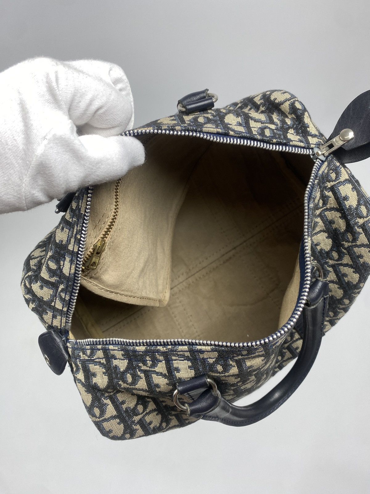 Christian Dior Monsieur × Vintage RARE Vintage Christian Dior Bagages Blue Monogram Hand Bag Size ONE SIZE - 15 Thumbnail