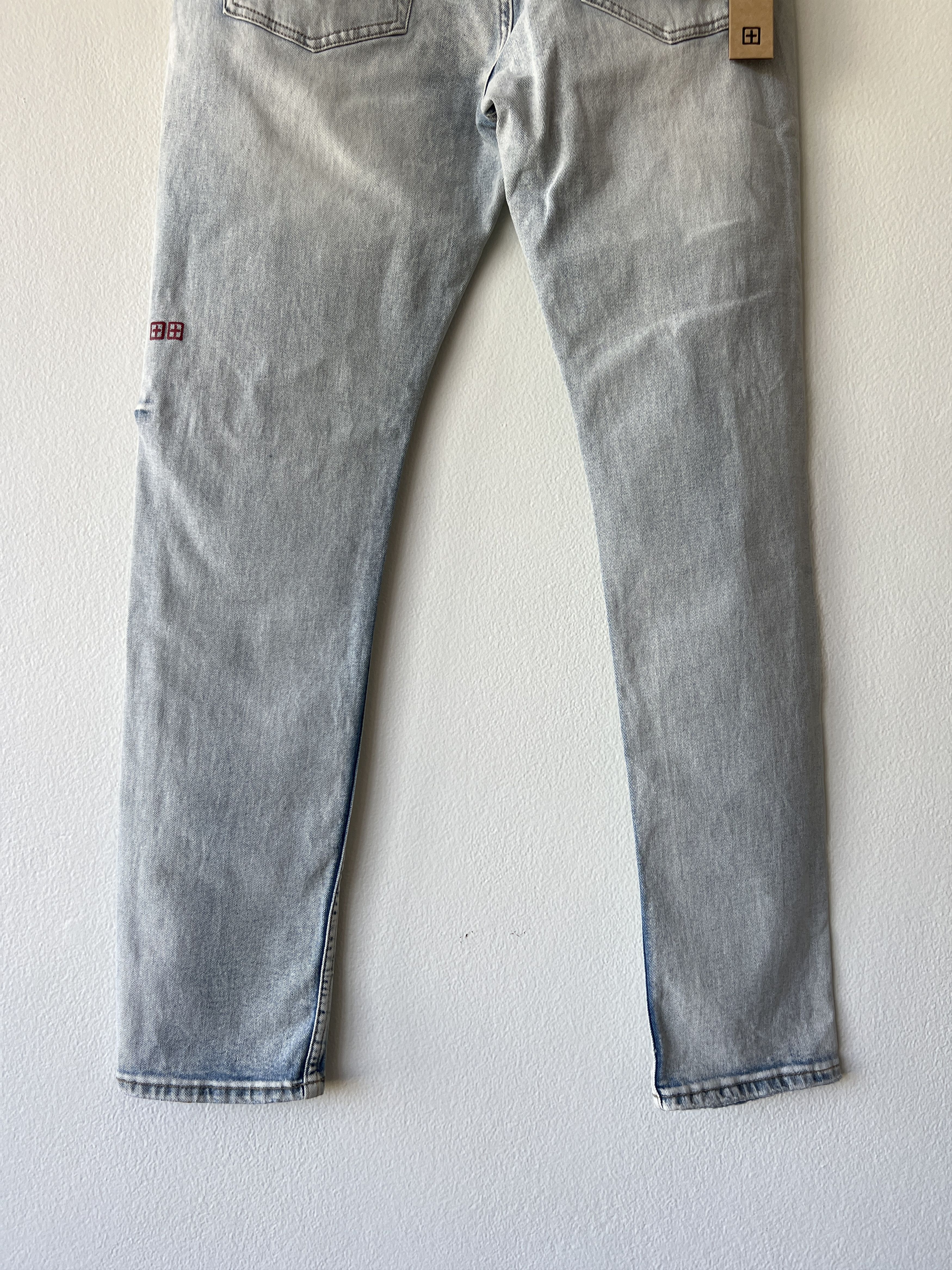 Ksubi denim jean chitch 36 slim light blue red lion print trashed Size US 36 / EU 52 - 7 Thumbnail