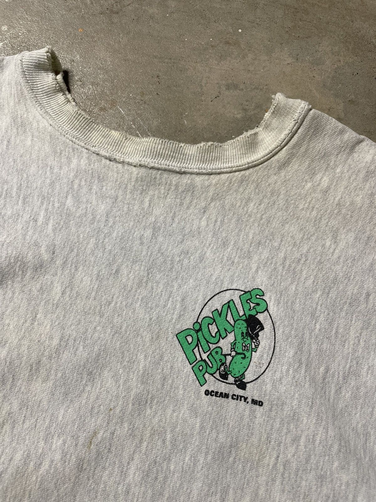 Vintage Rare Vintage Pickles Pub Sweatshirt Size US L / EU 52-54 / 3 - 3 Thumbnail