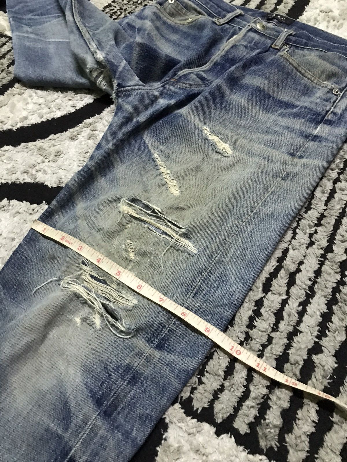 A.P.C. Vintage A.P.C selvedge distressed denim jeans Size US 28 / EU 44 - 9 Thumbnail