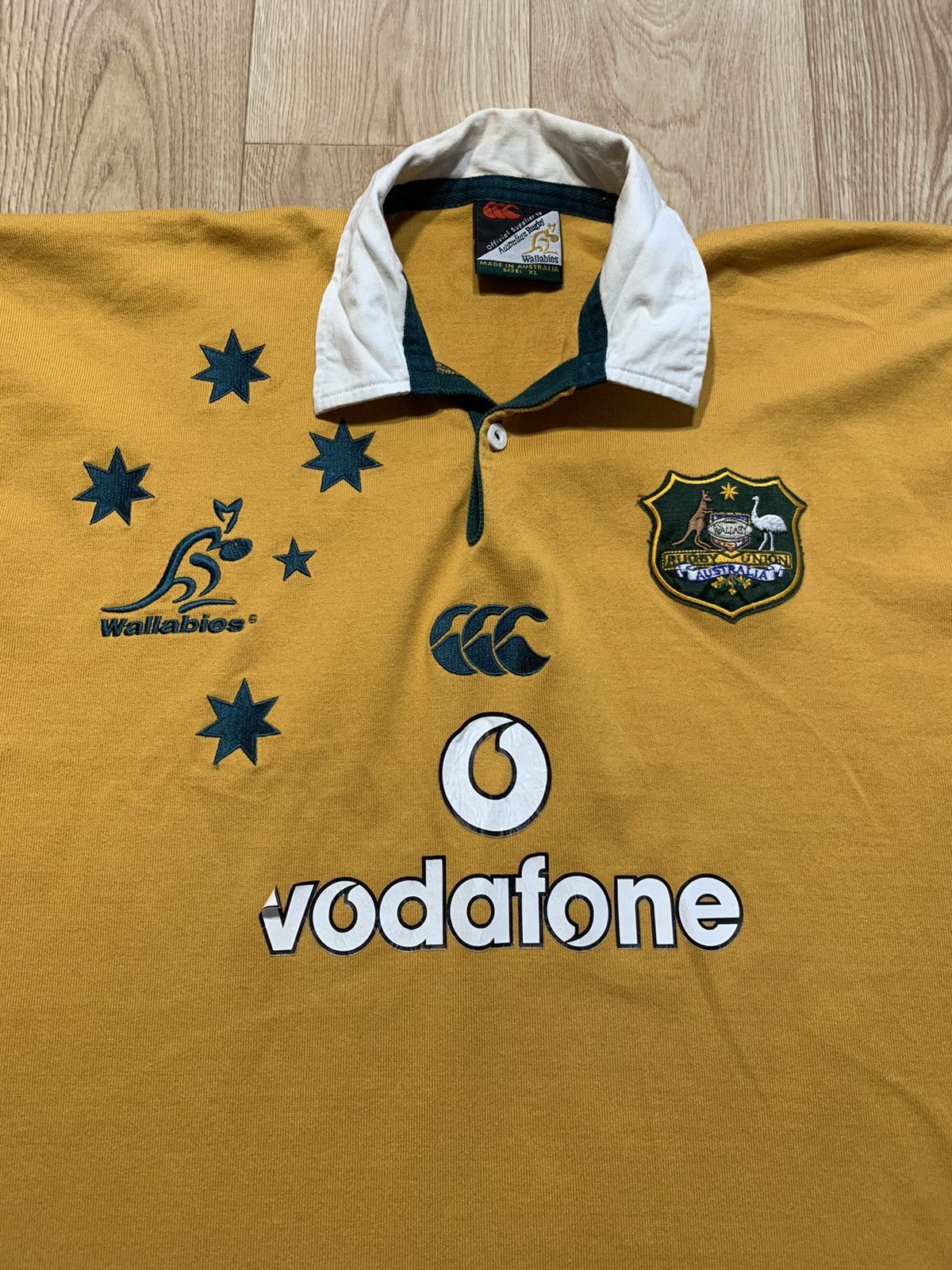 Canterbury of New Zealand Vintage Canterbury Wallabies Vodafone Australia Rugby Size US XL / EU 56 / 4 - 4 Thumbnail