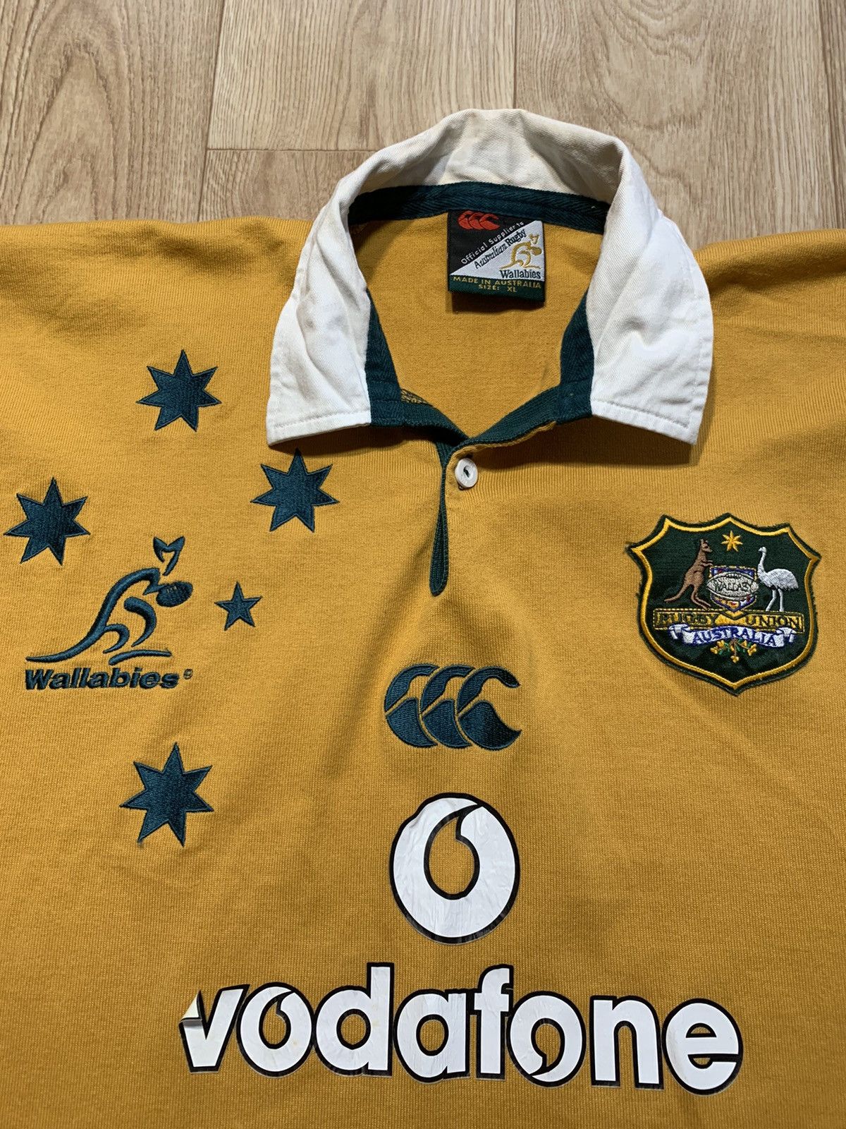 Canterbury of New Zealand Vintage Canterbury Wallabies Vodafone Australia Rugby Size US XL / EU 56 / 4 - 6 Thumbnail