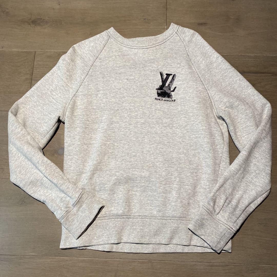 Louis vuitton love on sale and peace sweater