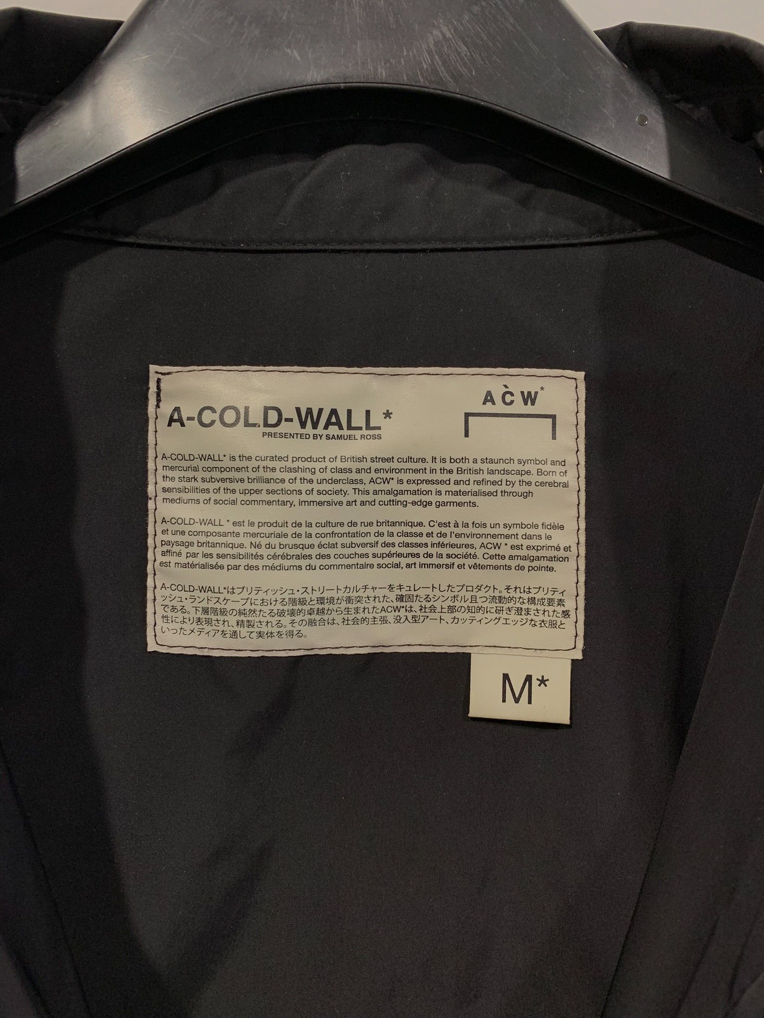 A-COLD-WALL* A-COLD-WALL* SS19 QUARTER ZIP PIPING OVERSHIRT ASYMMETRIC Size US M / EU 48-50 / 2 - 5 Thumbnail
