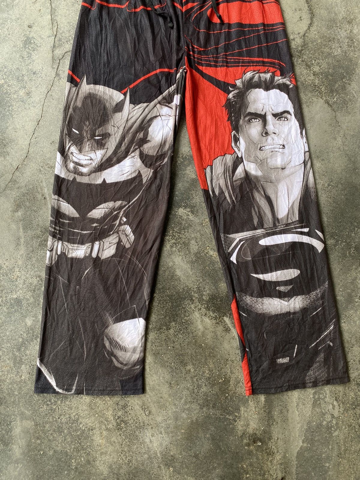 Vintage Vintage Batman V Superman Movie Over Print Pants Size US 35 - 4 Thumbnail