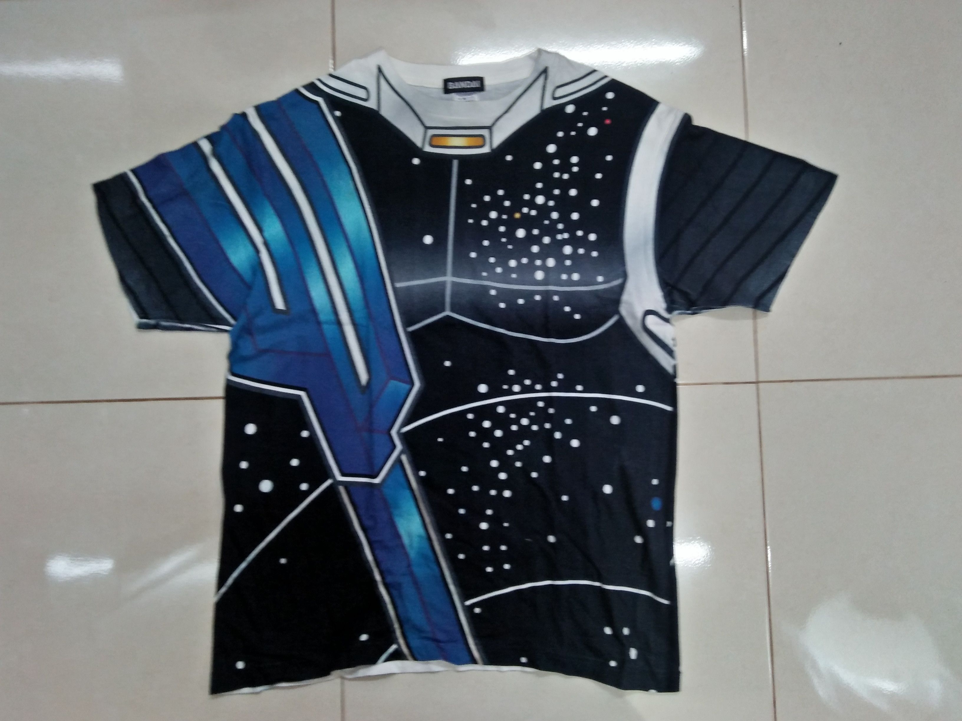 Japanese Brand BANDAI X Kamen Rider Fourze 2011 Season All Over Print Tee Size US XL / EU 56 / 4 - 4 Thumbnail