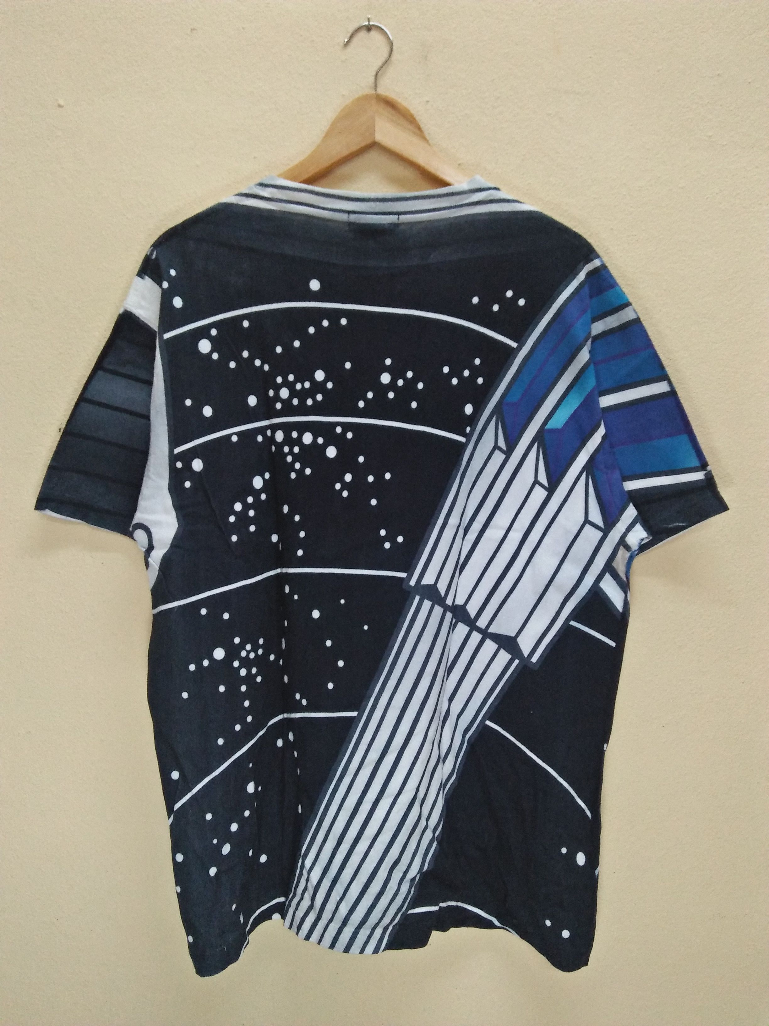 Japanese Brand BANDAI X Kamen Rider Fourze 2011 Season All Over Print Tee Size US XL / EU 56 / 4 - 3 Thumbnail