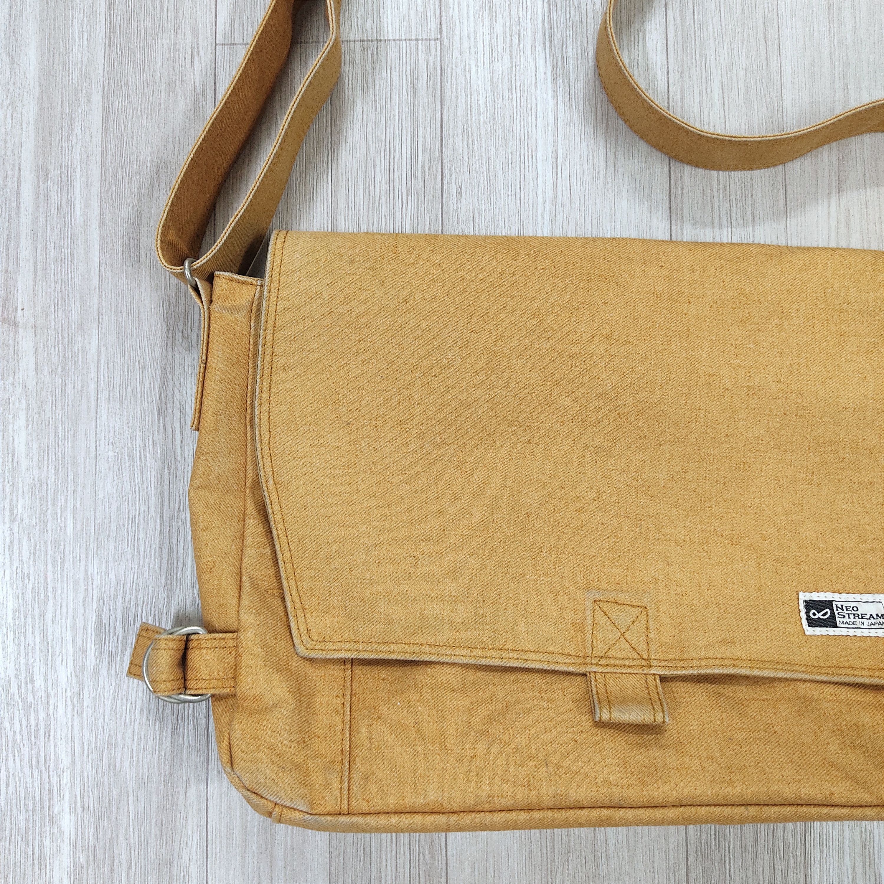 20471120 NEO STREAM Canvas Classic Messenger Bag Size ONE SIZE - 4 Thumbnail