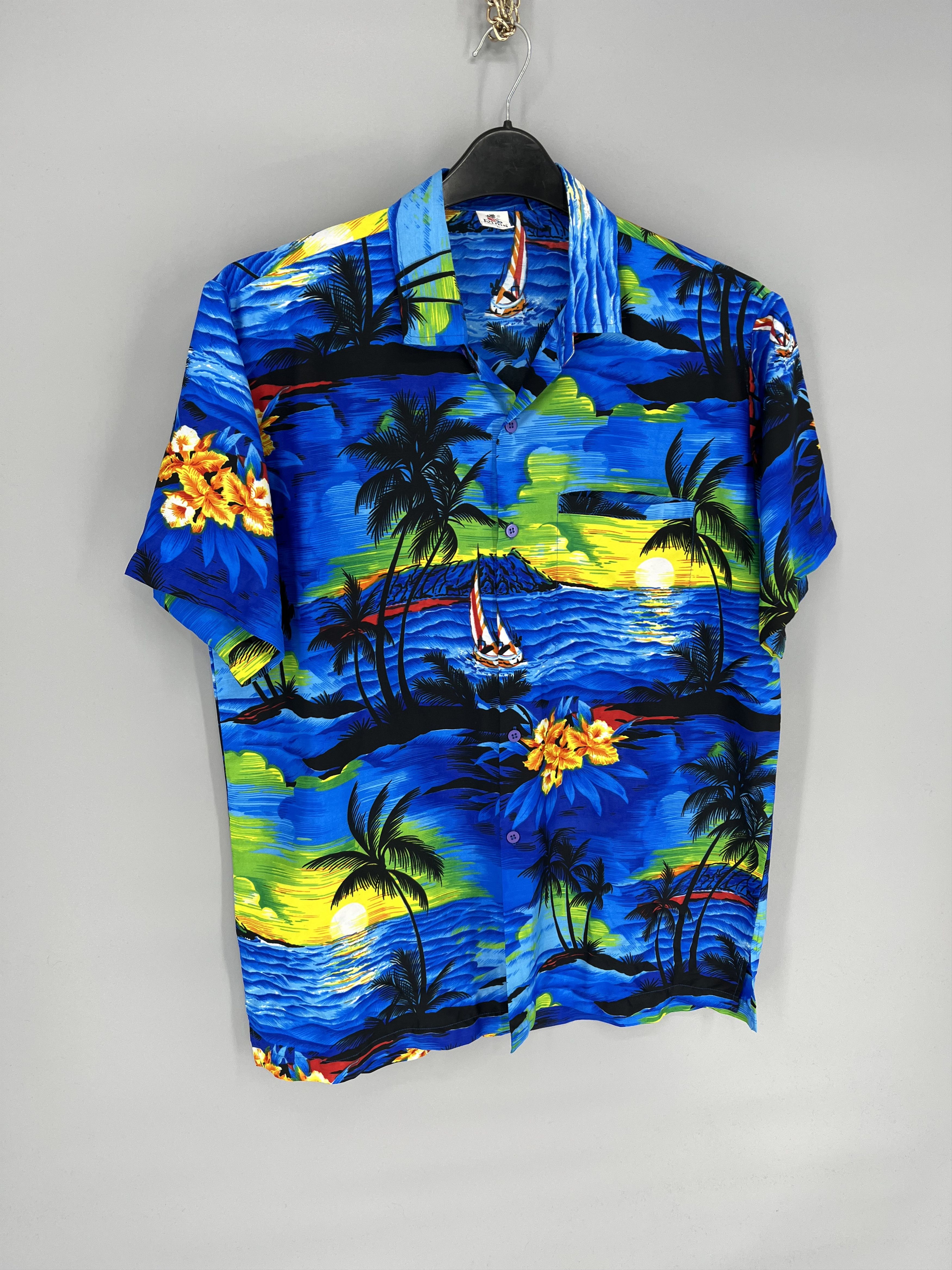 Vintage Vintage Art Streetwear Hawaiian Travis Scott style Size US XL / EU 56 / 4 - 2 Thumbnail