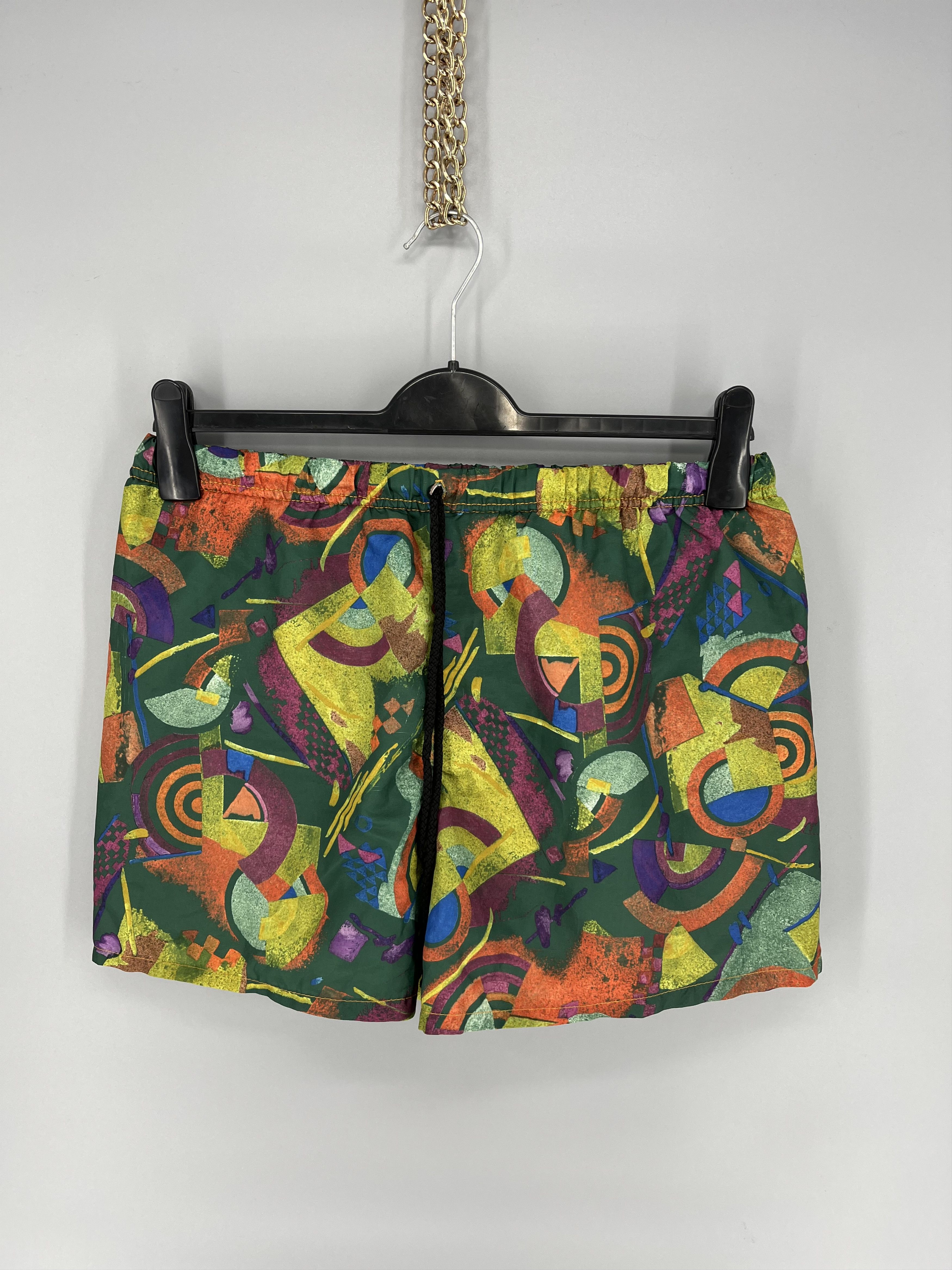Vintage Vintage Y2K Art Streetwear Hawaiian Shorts Fashion Grailed Size US 34 / EU 50 - 1 Thumbnail