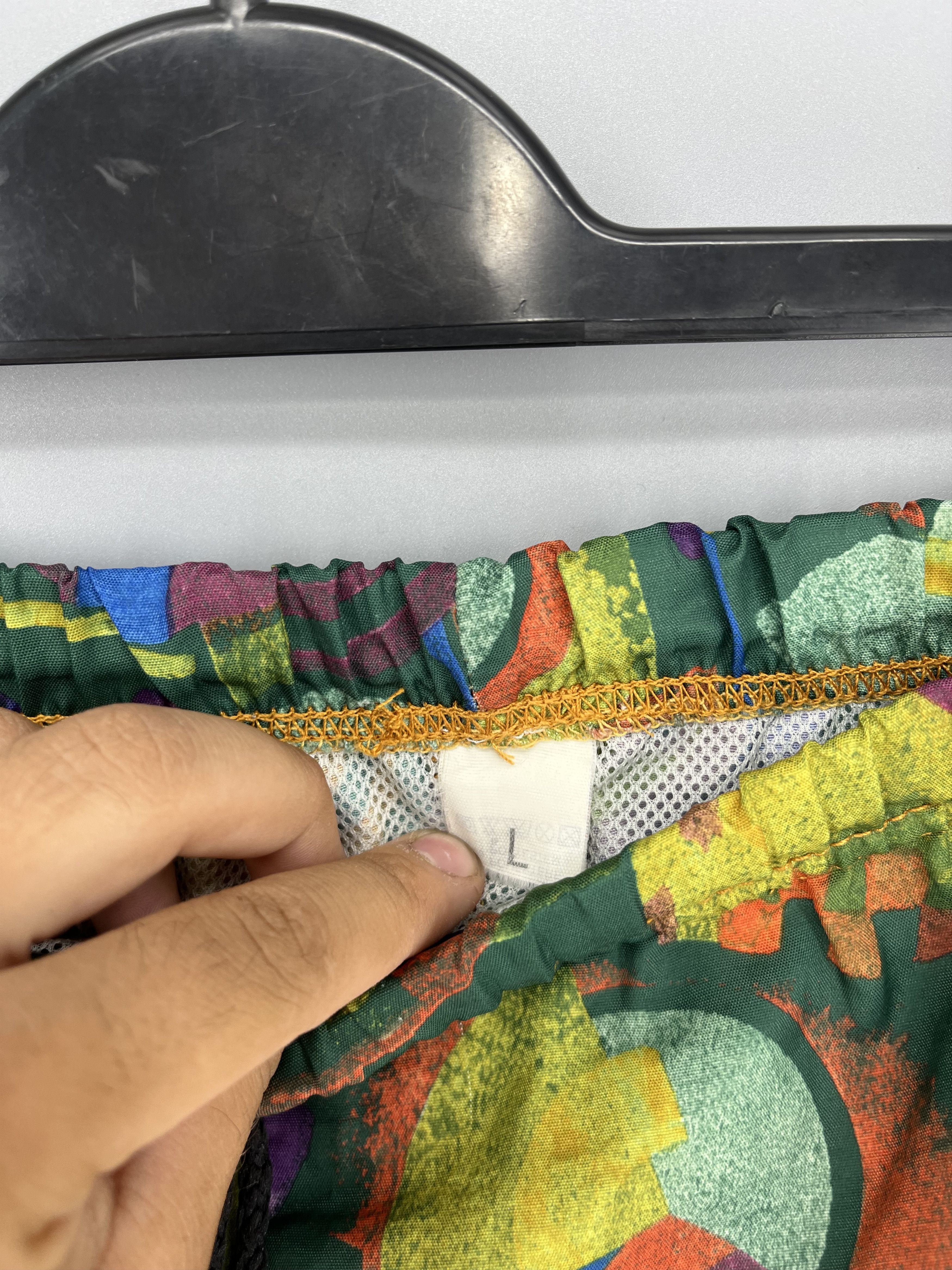 Vintage Vintage Y2K Art Streetwear Hawaiian Shorts Fashion Grailed Size US 34 / EU 50 - 6 Thumbnail