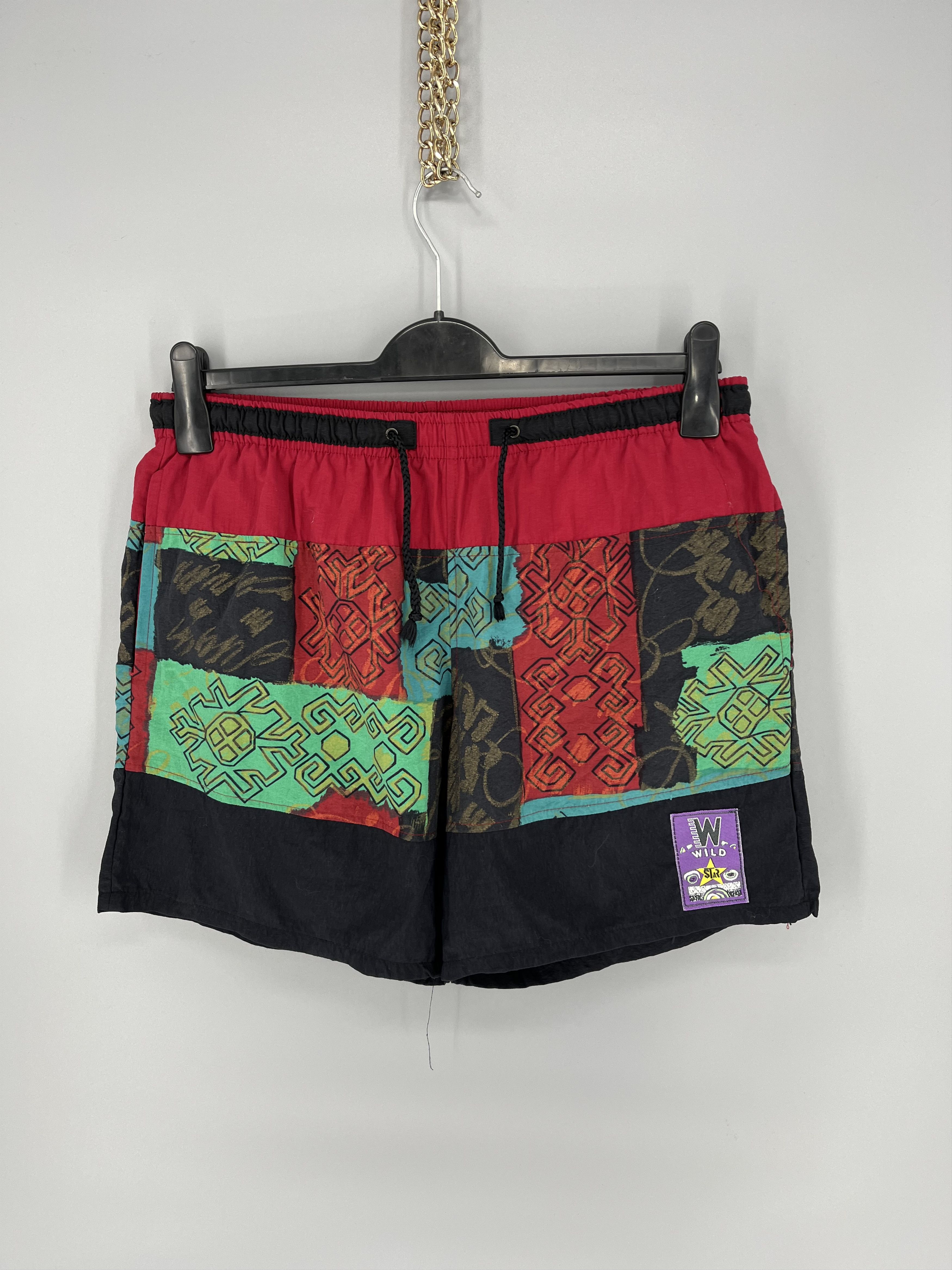 Vintage Vintage Y2K Art Streetwear Hawaiian Shorts Fashion Grailed Size US 32 / EU 48 - 1 Thumbnail