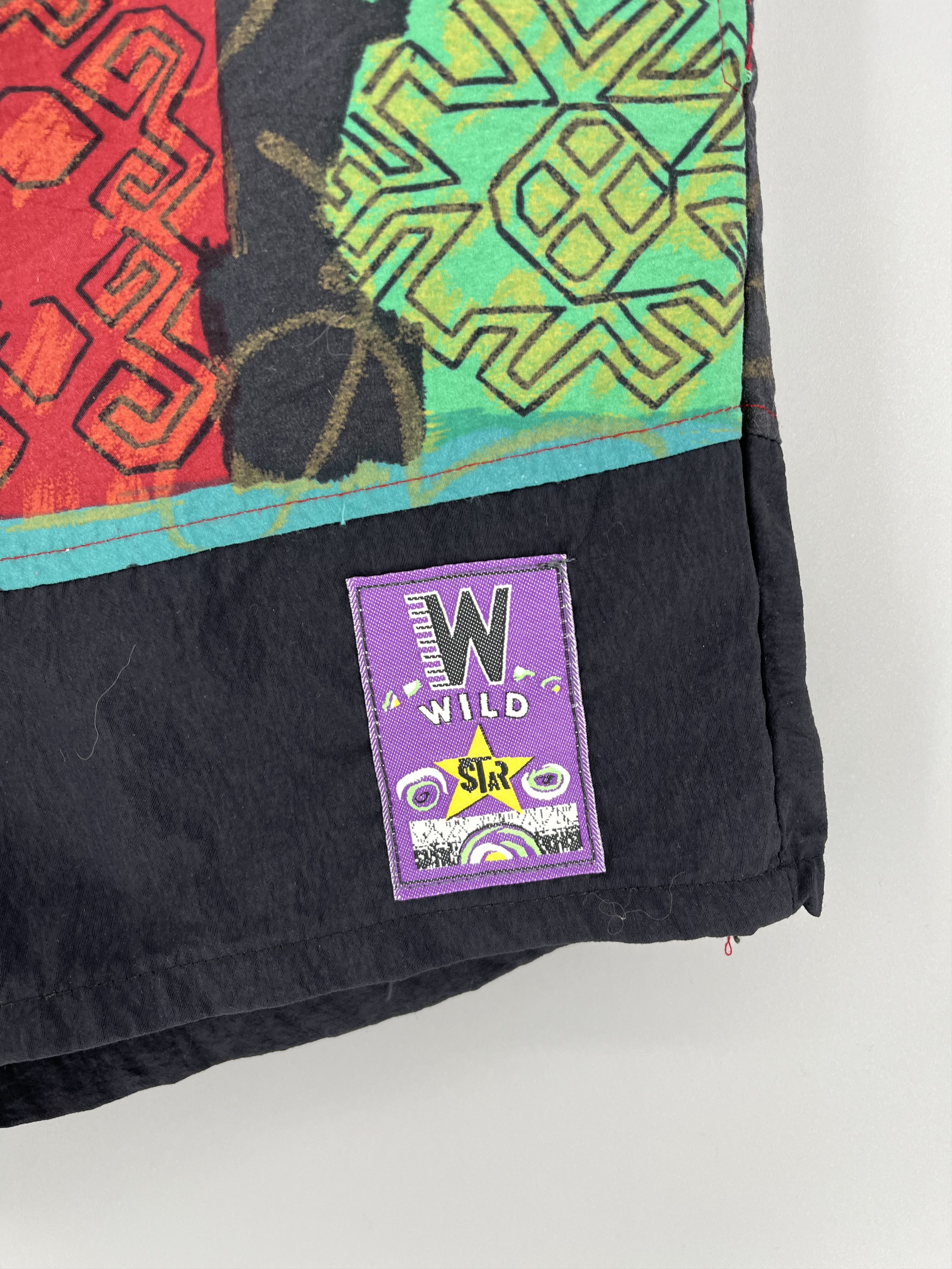 Vintage Vintage Y2K Art Streetwear Hawaiian Shorts Fashion Grailed Size US 32 / EU 48 - 4 Thumbnail