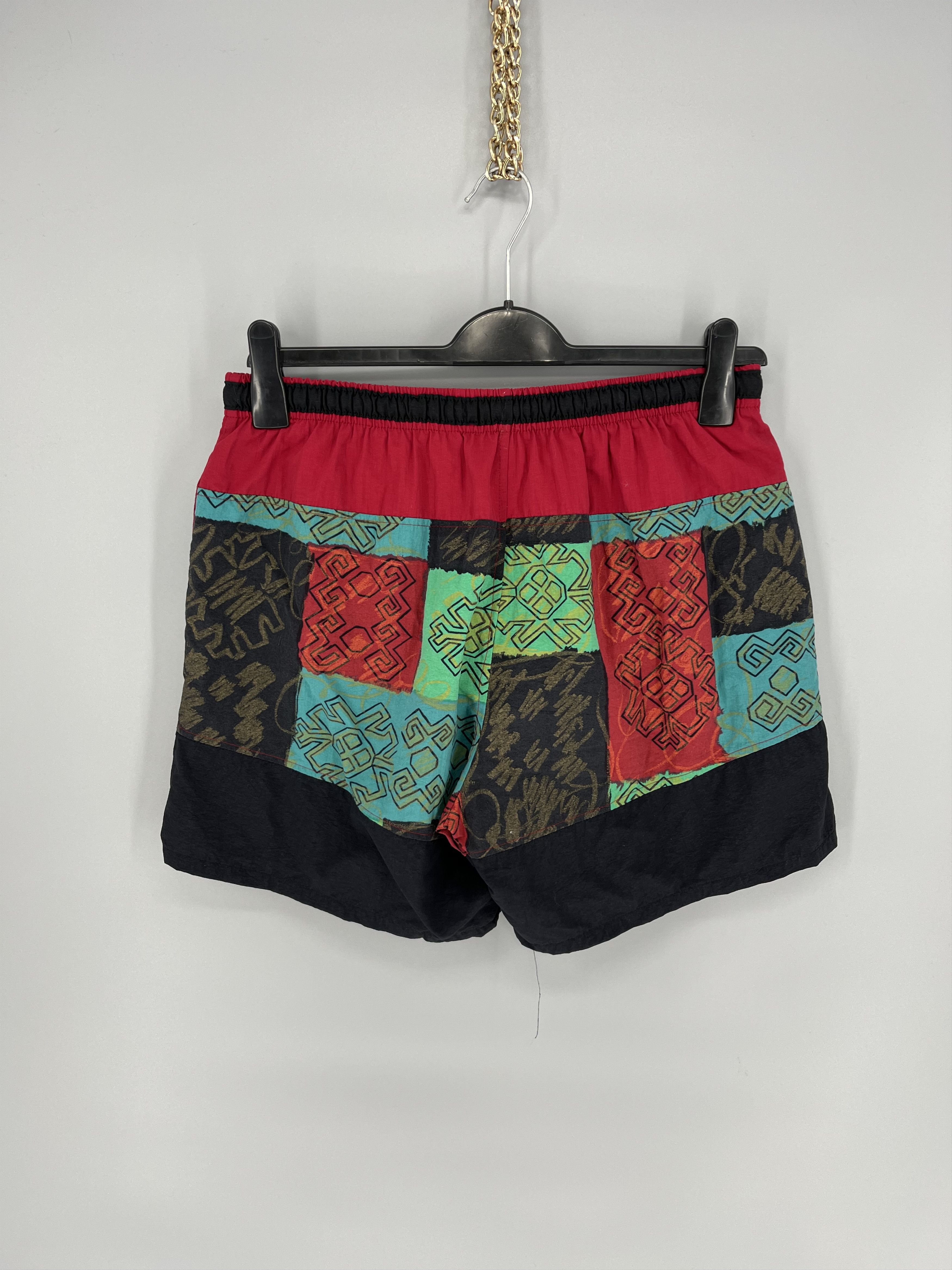 Vintage Vintage Y2K Art Streetwear Hawaiian Shorts Fashion Grailed Size US 32 / EU 48 - 8 Thumbnail
