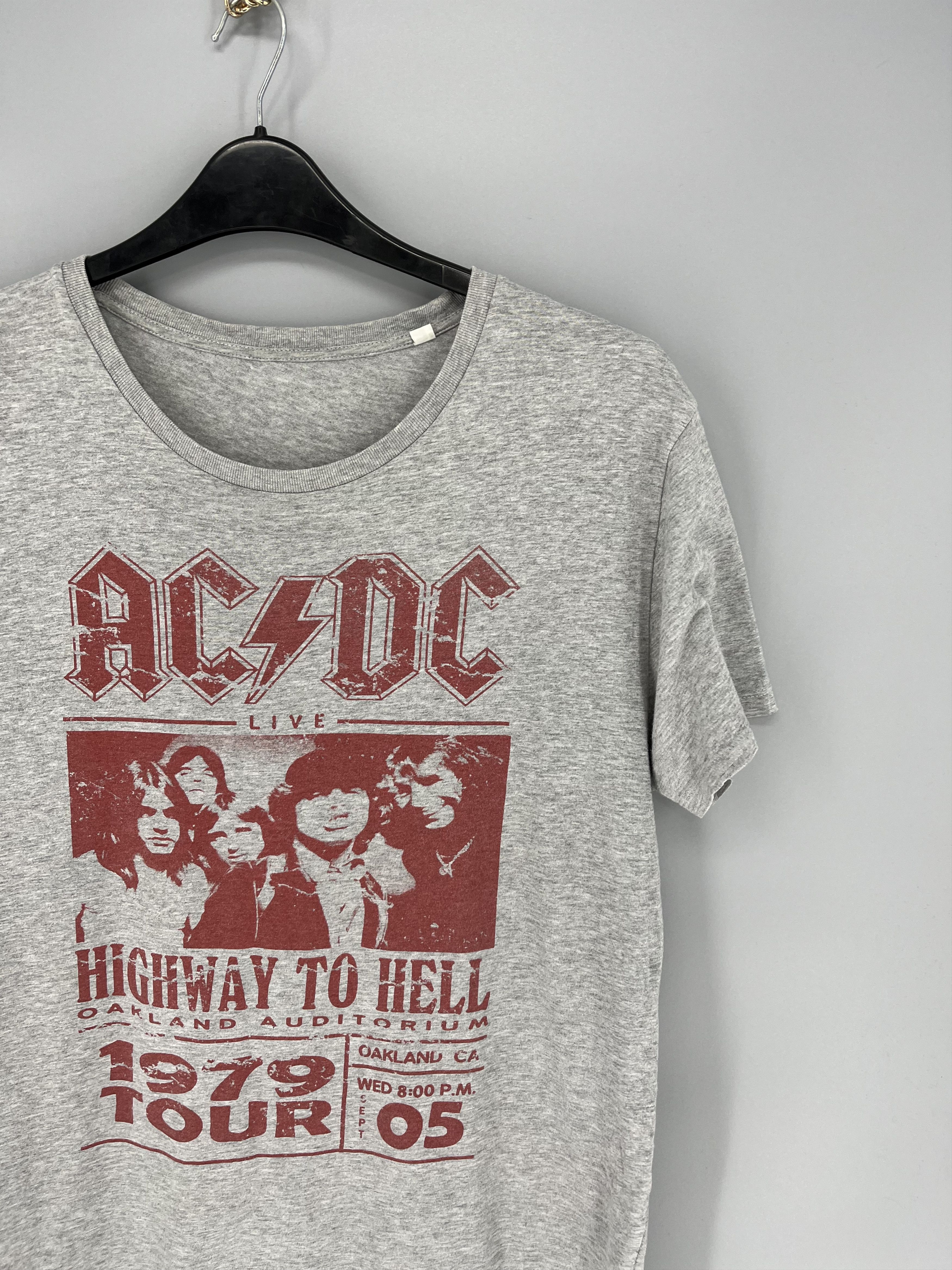 AC/DC Vintage Y2K AC/DC ACDC big logo starworld Size US M / EU 48-50 / 2 - 5 Thumbnail