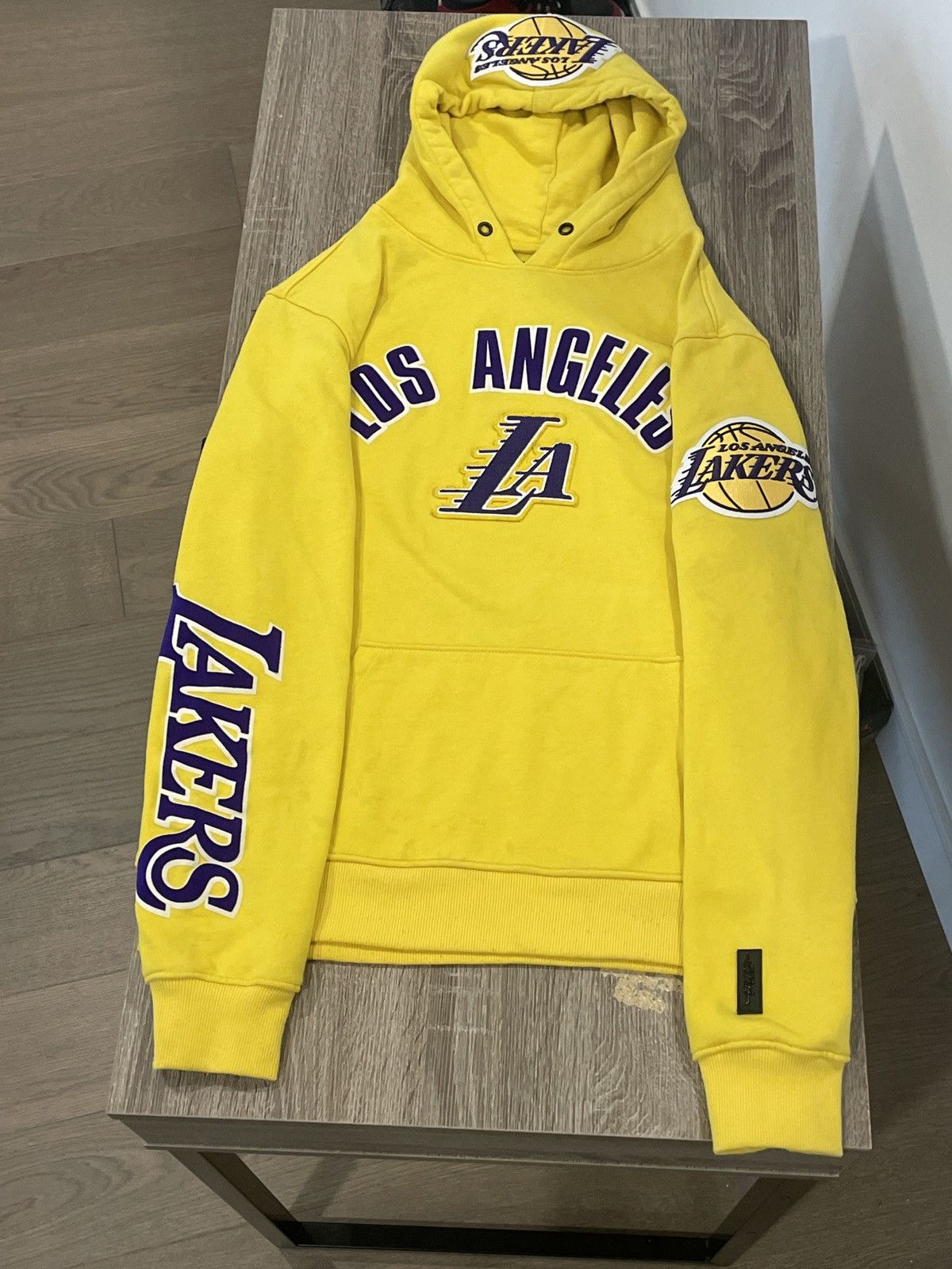 LA Lakers, Sweaters, Nwt Los Angeles Lakers Pro Standard Luxury Black  Yellow And Purple Hoodie