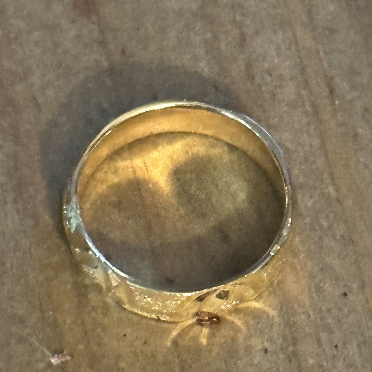 Vintage Vintage gold tone carved band ring Size ONE SIZE - 4 Thumbnail