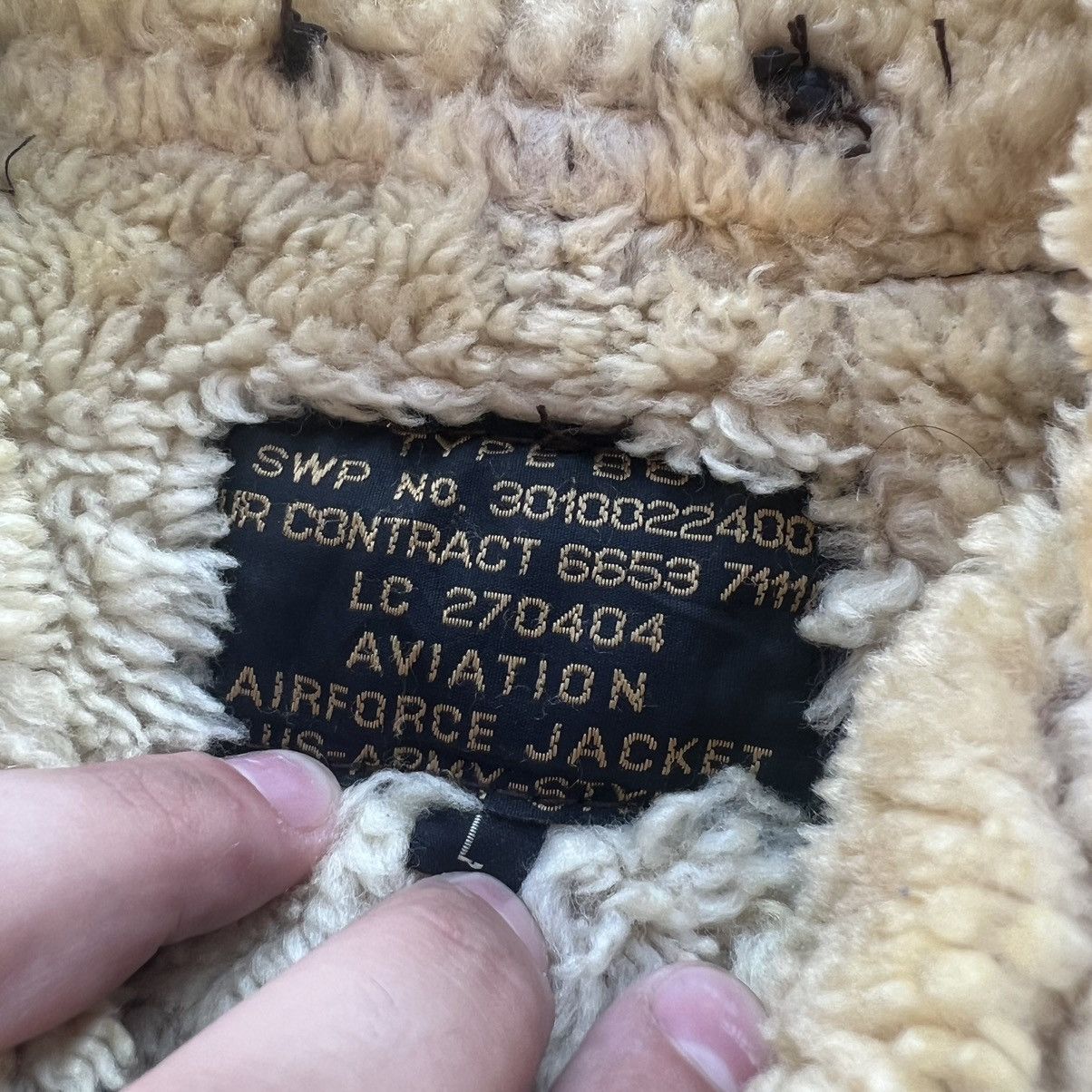 Vintage Vintage B-6 USAAF Military Shearling Sheepskin Flight Jacket Size US L / EU 52-54 / 3 - 11 Thumbnail