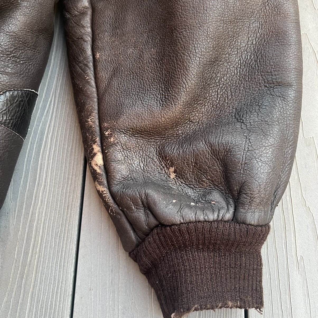 Vintage Vintage B-6 USAAF Military Shearling Sheepskin Flight Jacket Size US L / EU 52-54 / 3 - 9 Thumbnail