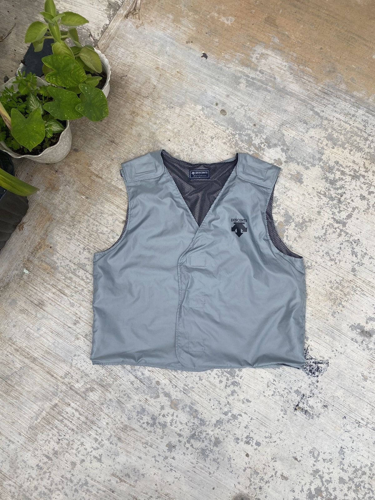 Descente × Japanese Brand Descente Golf Collection Nylon Vest Size US M / EU 48-50 / 2 - 1 Thumbnail