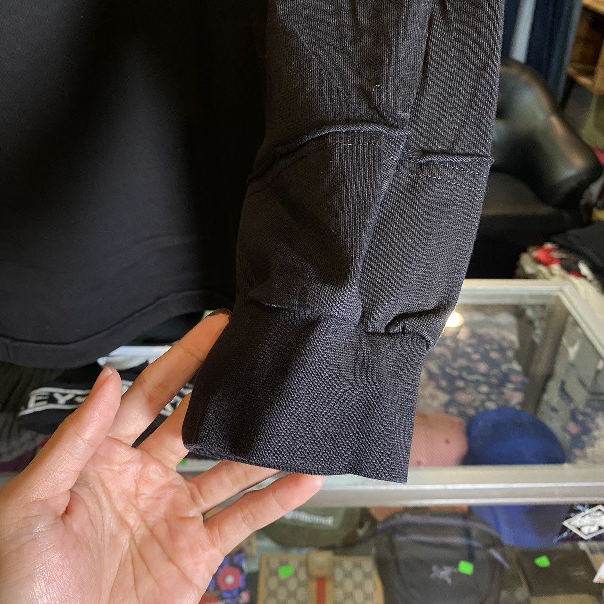 Jun Takahashi × Undercover Undercover Heavy Weight Long Sleeve Tee Black for GU Size US L / EU 52-54 / 3 - 7 Thumbnail