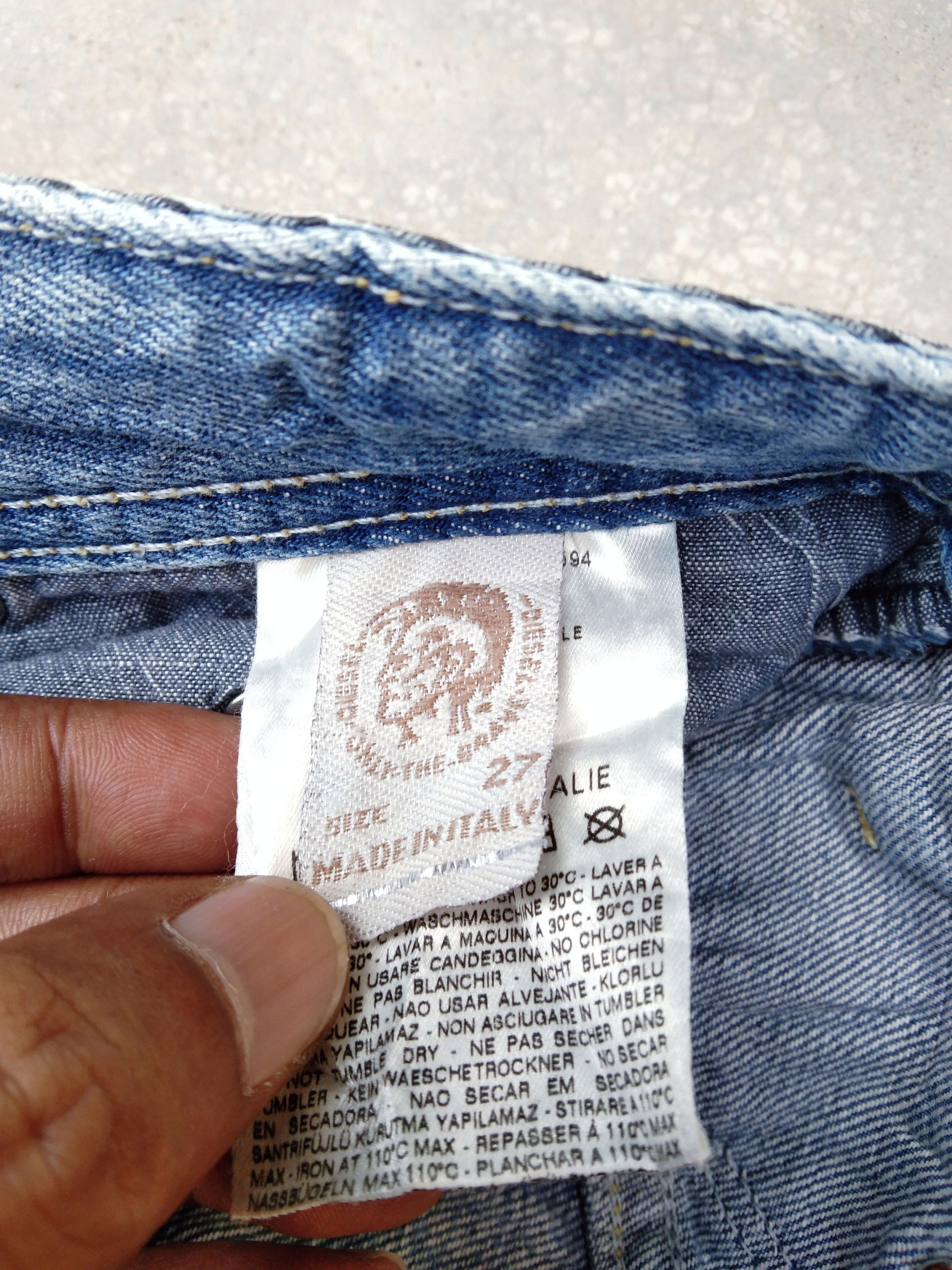 Diesel Vintage Distressed Diesel Industry Boot Cut Jeans 28x30 Size US 28 / EU 44 - 9 Thumbnail