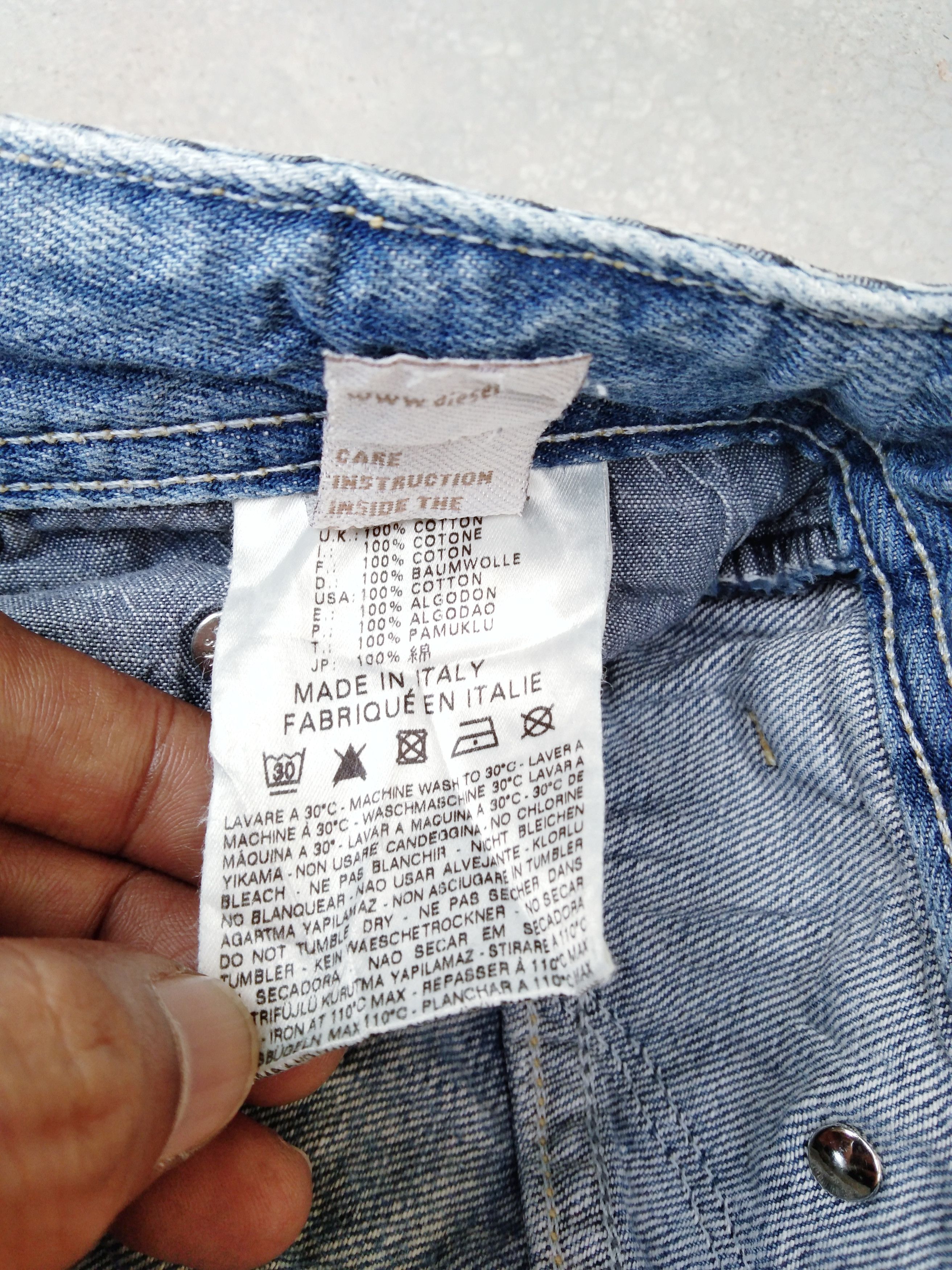 Diesel Vintage Distressed Diesel Industry Boot Cut Jeans 28x30 Size US 28 / EU 44 - 10 Thumbnail